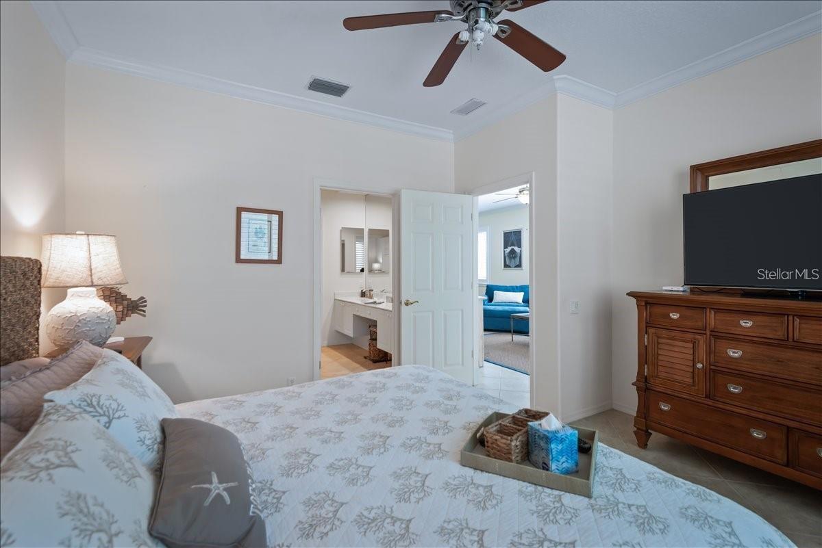 8516 54TH AVENUE CIR E, BRADENTON, FL, 34211