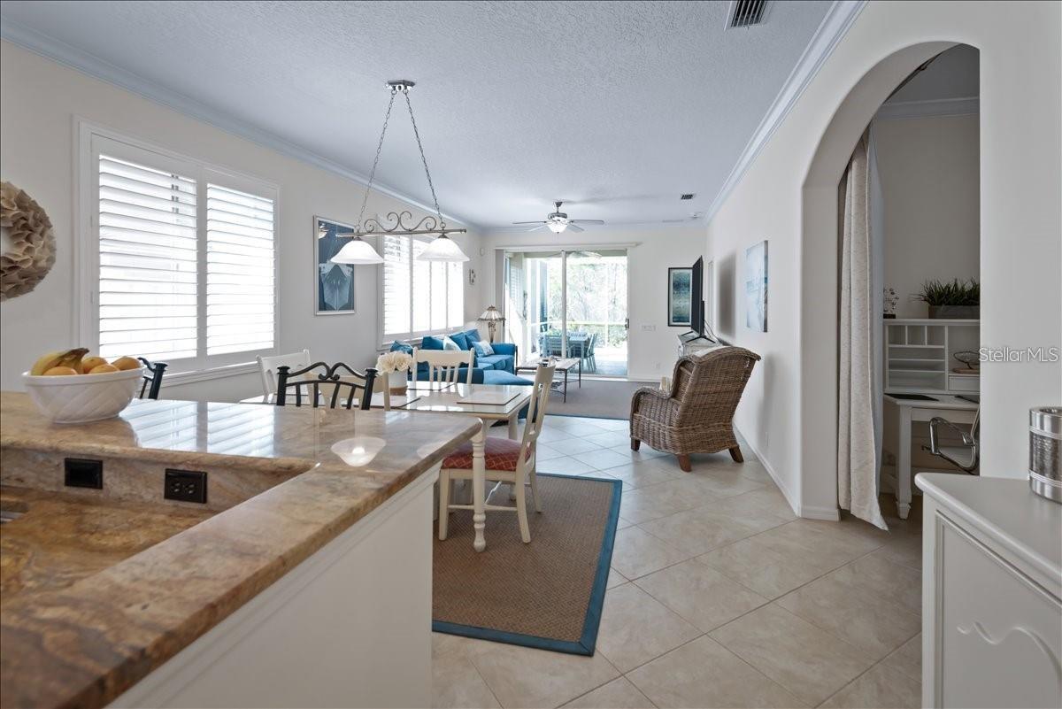 8516 54TH AVENUE CIR E, BRADENTON, FL, 34211