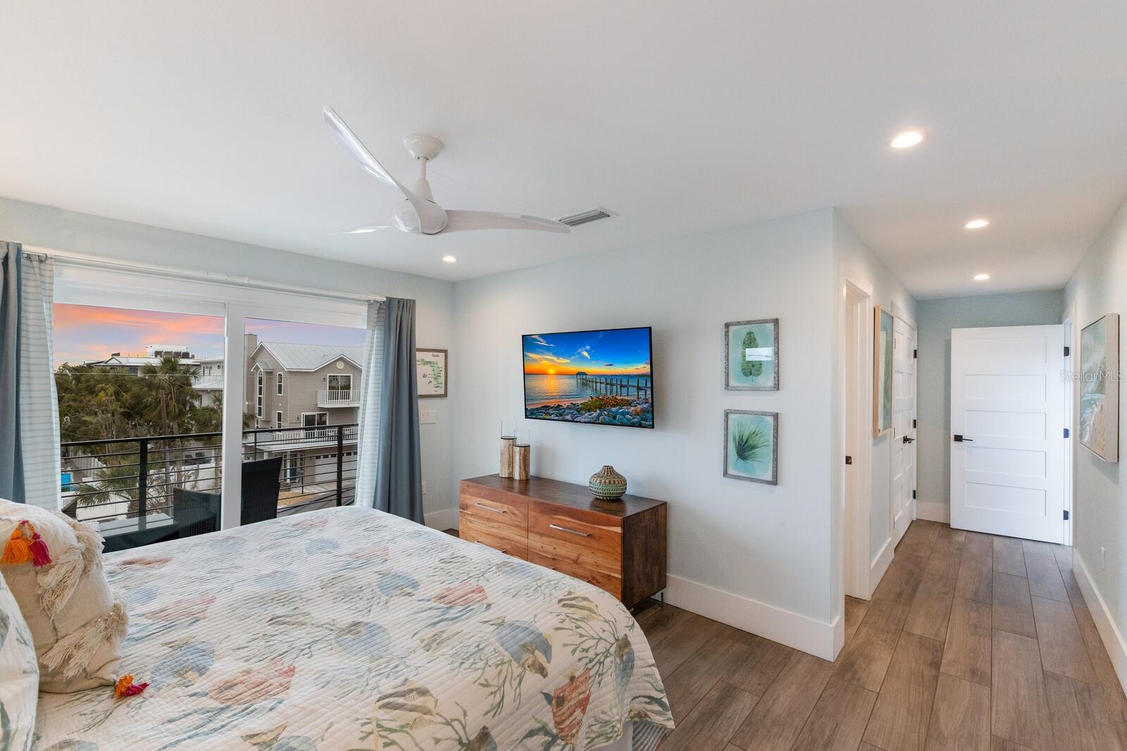 6605 GULF DR, HOLMES BEACH, FL, 34217