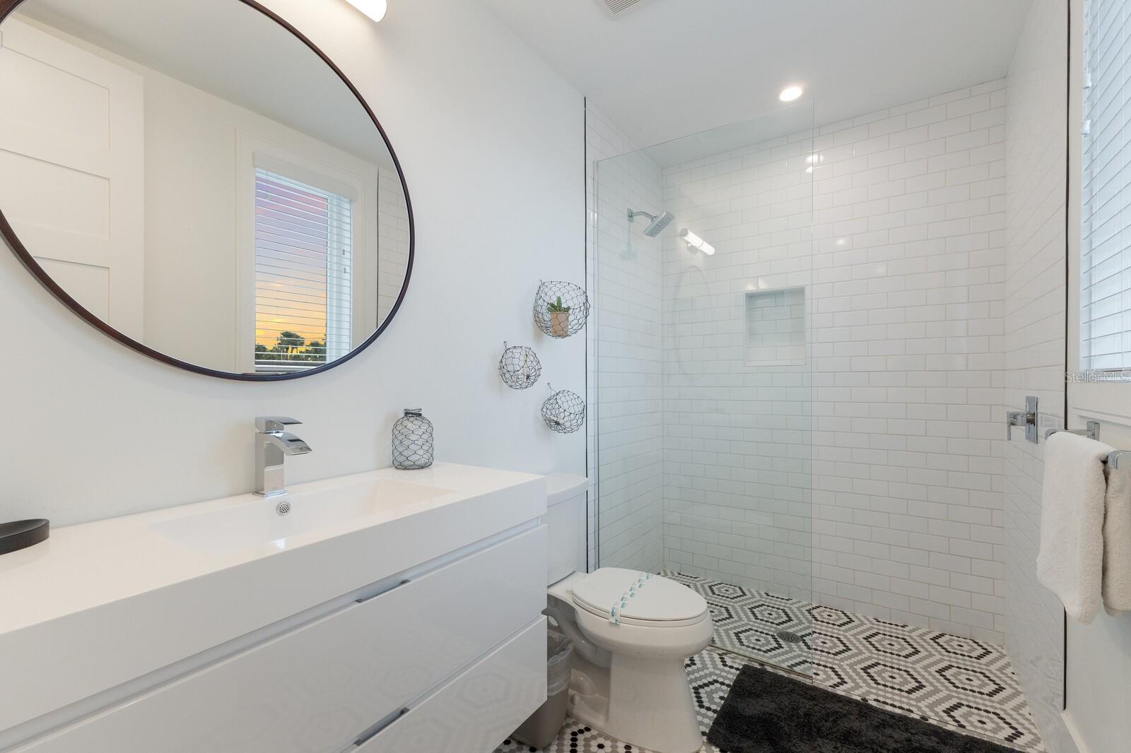 6605 GULF DR, HOLMES BEACH, FL, 34217