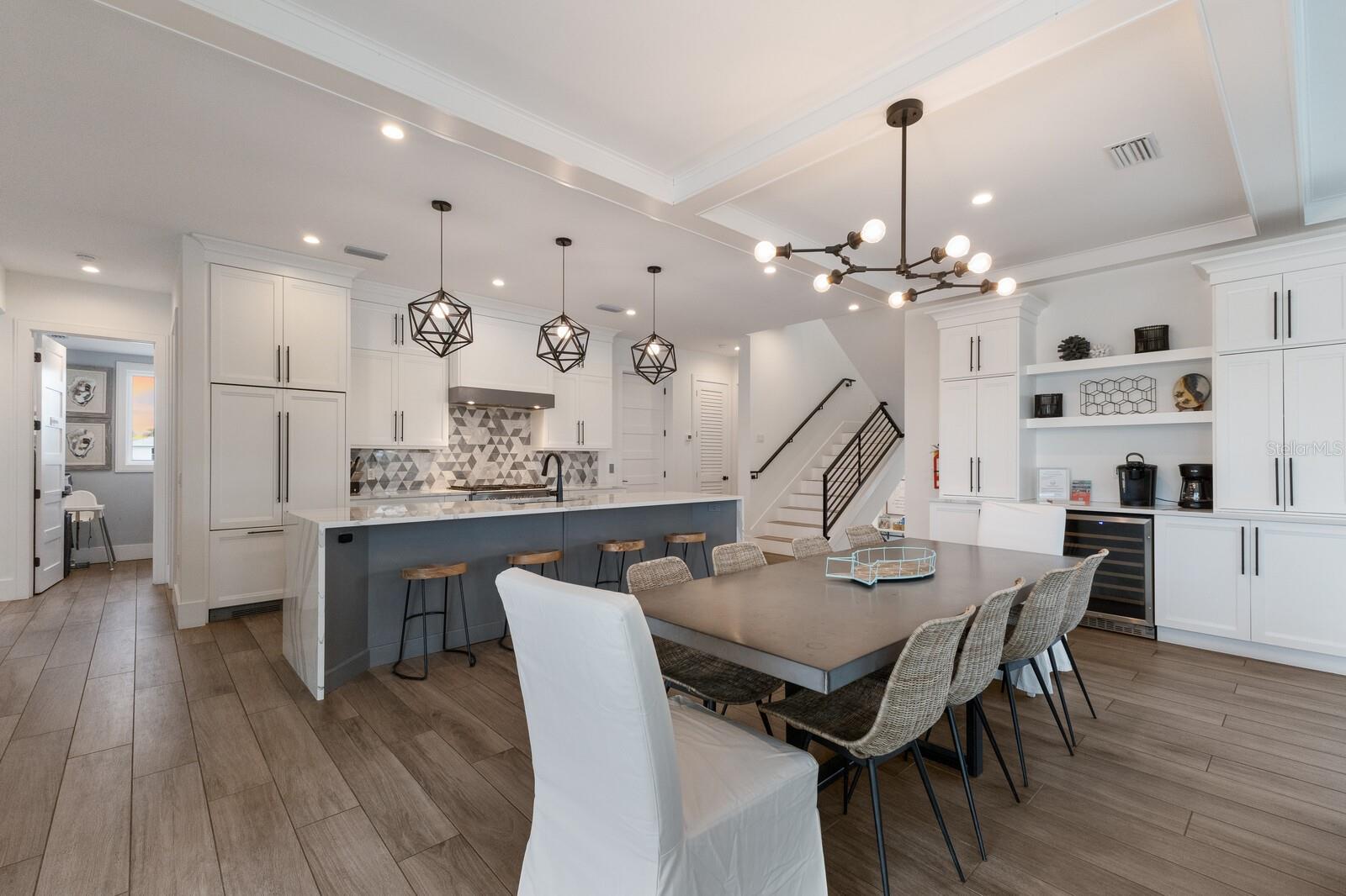 6605 GULF DR, HOLMES BEACH, FL, 34217