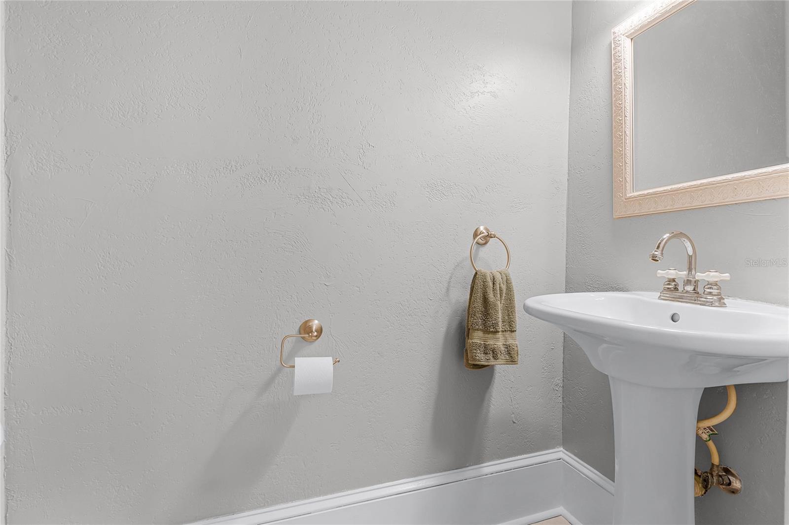 211 CASSADY ST, UMATILLA, FL, 32784