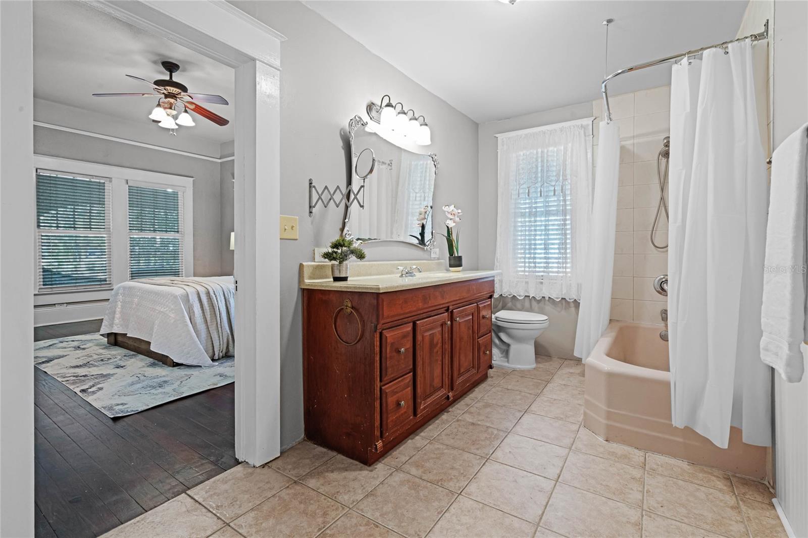 211 CASSADY ST, UMATILLA, FL, 32784