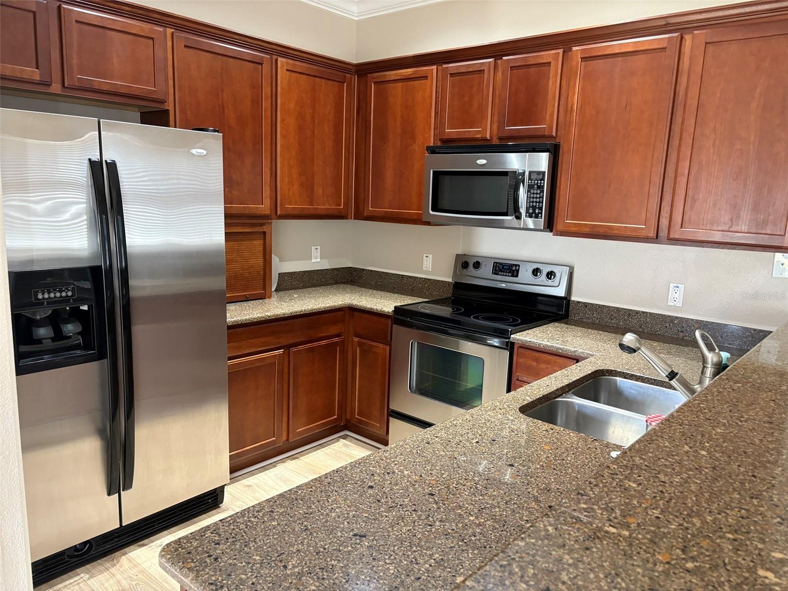 6528 SEDGEFORD DR, LAKELAND, FL, 33811