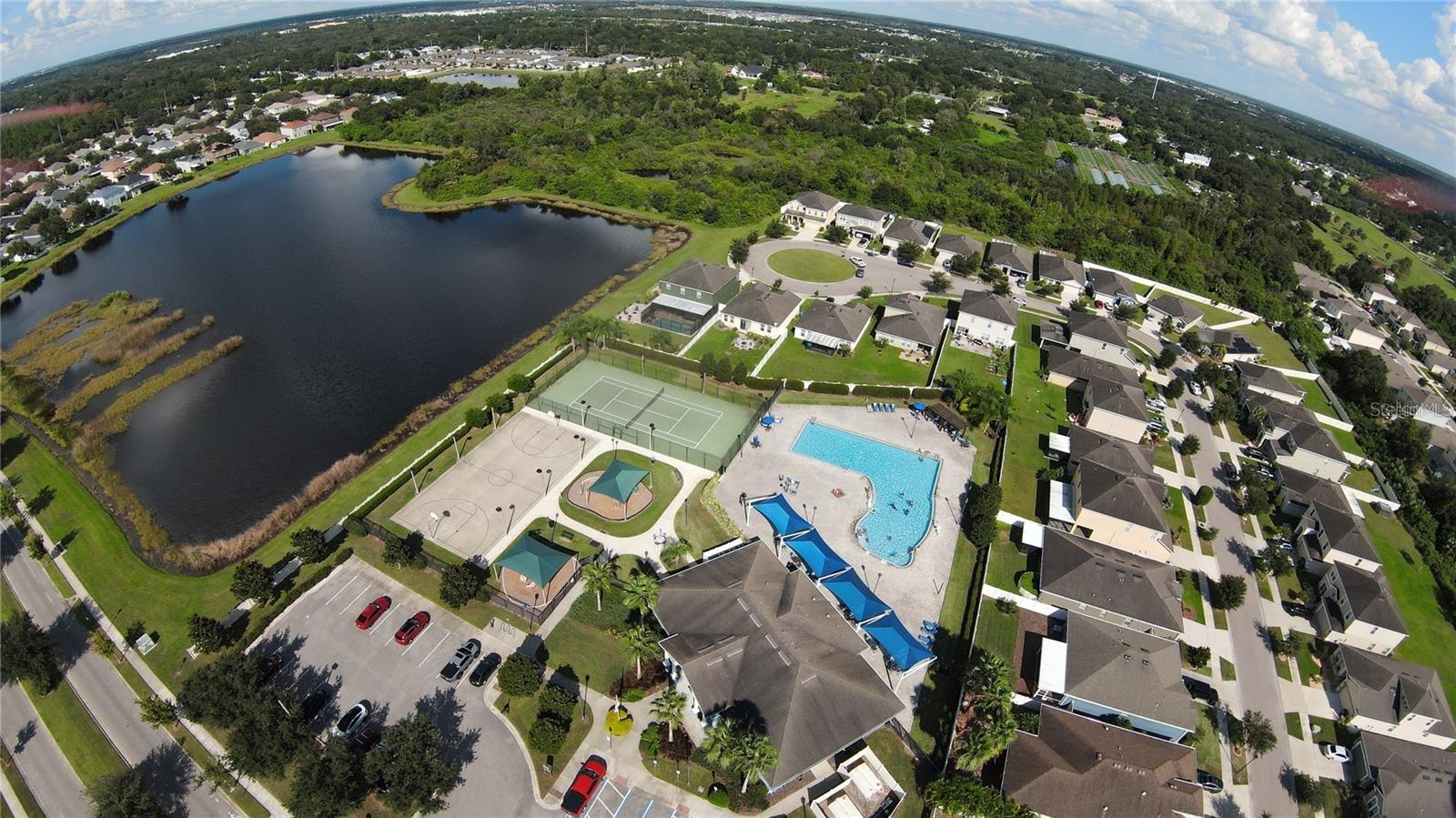 7864 CARRIAGE POINTE DR, GIBSONTON, FL, 33534