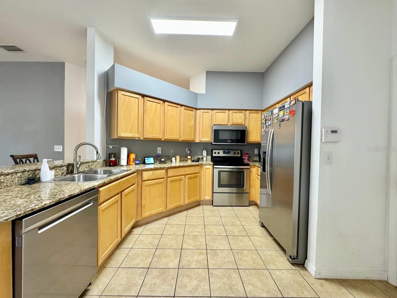7864 CARRIAGE POINTE DR, GIBSONTON, FL, 33534