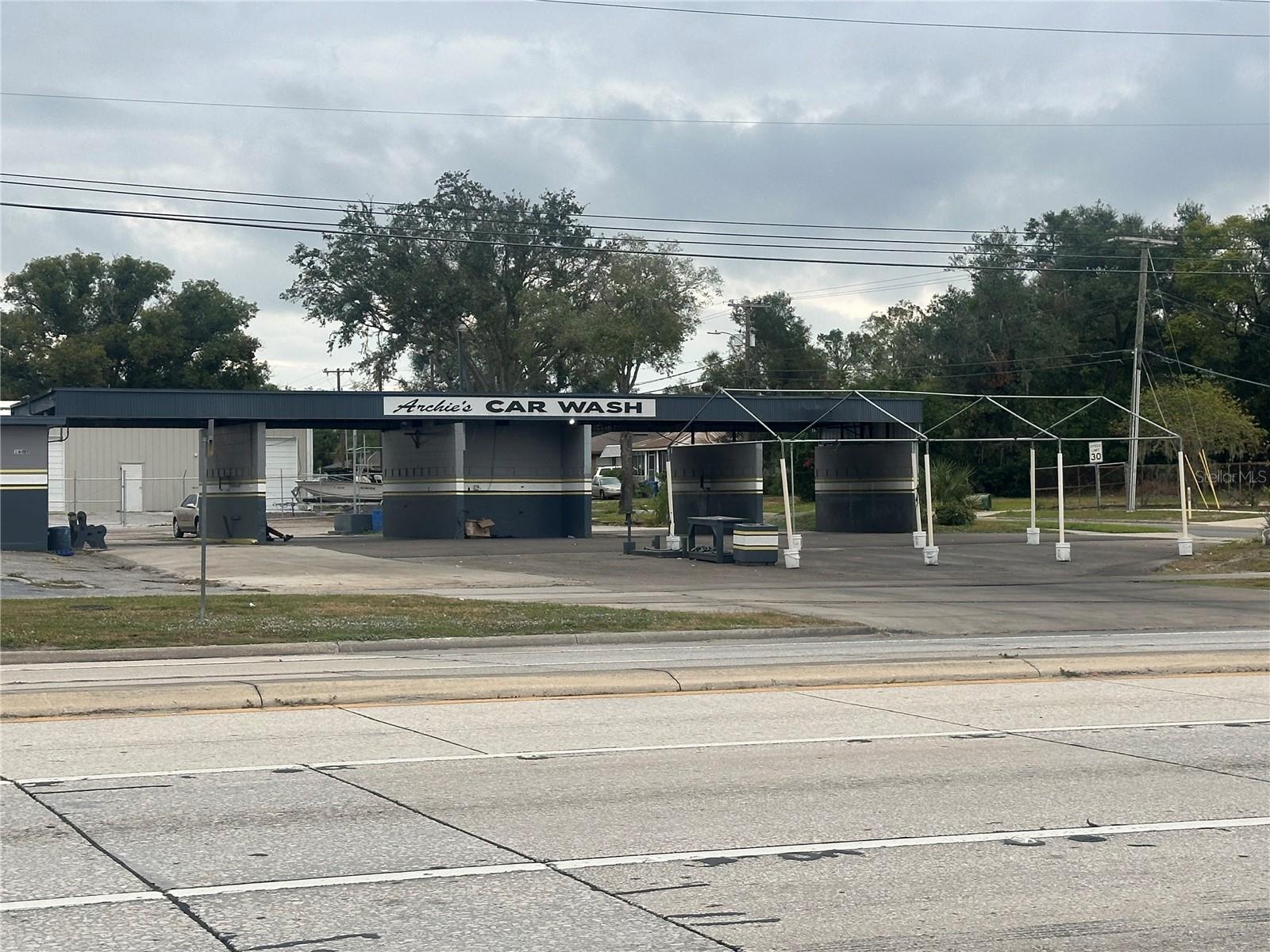 WESWEGO SUB, LAKELAND, FL, 33815