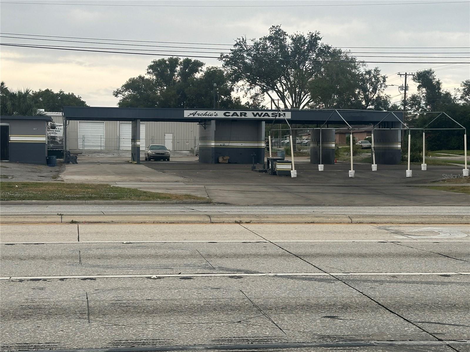 WESWEGO SUB, LAKELAND, FL, 33815