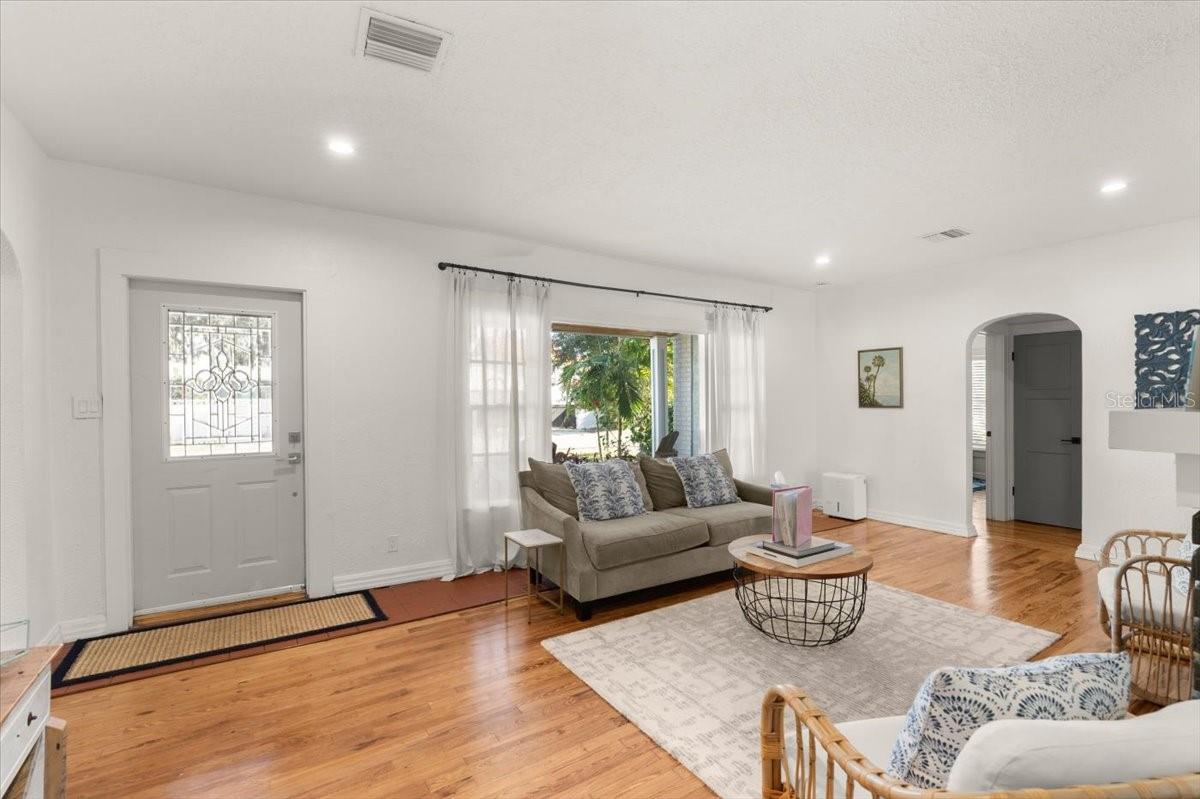 636 FAULKNER ST, NEW SMYRNA BEACH, FL, 32168