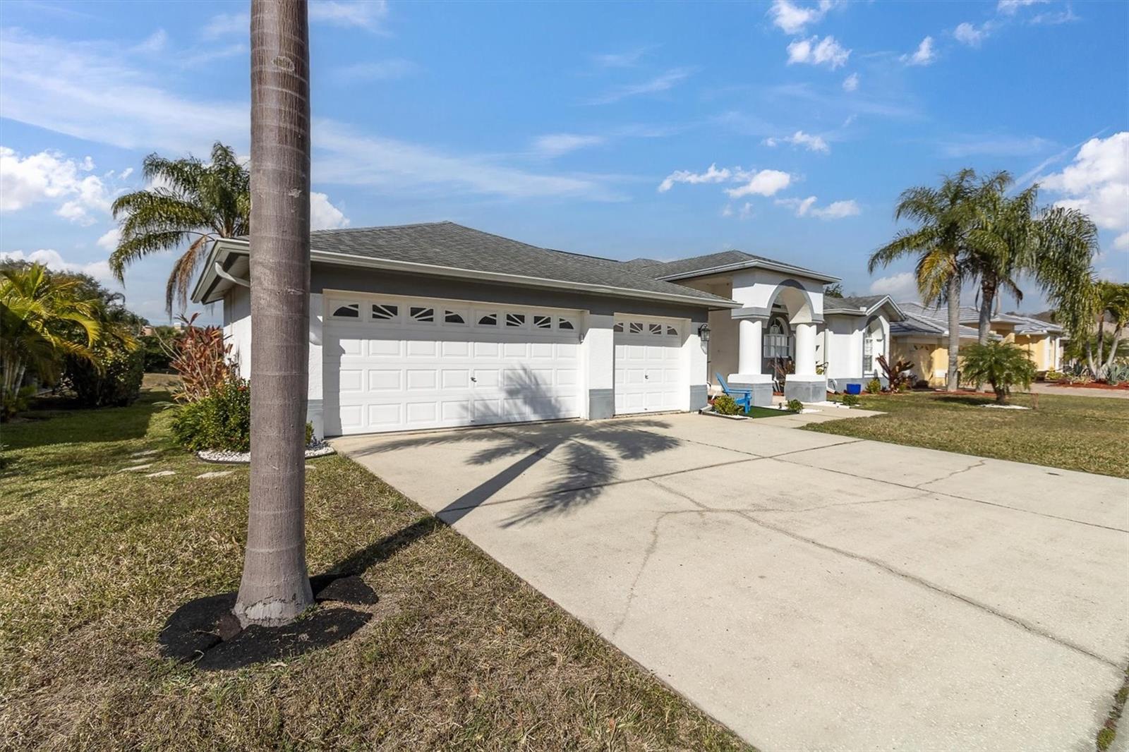 5471 STALLION LAKE DR, PALM HARBOR, FL, 34685