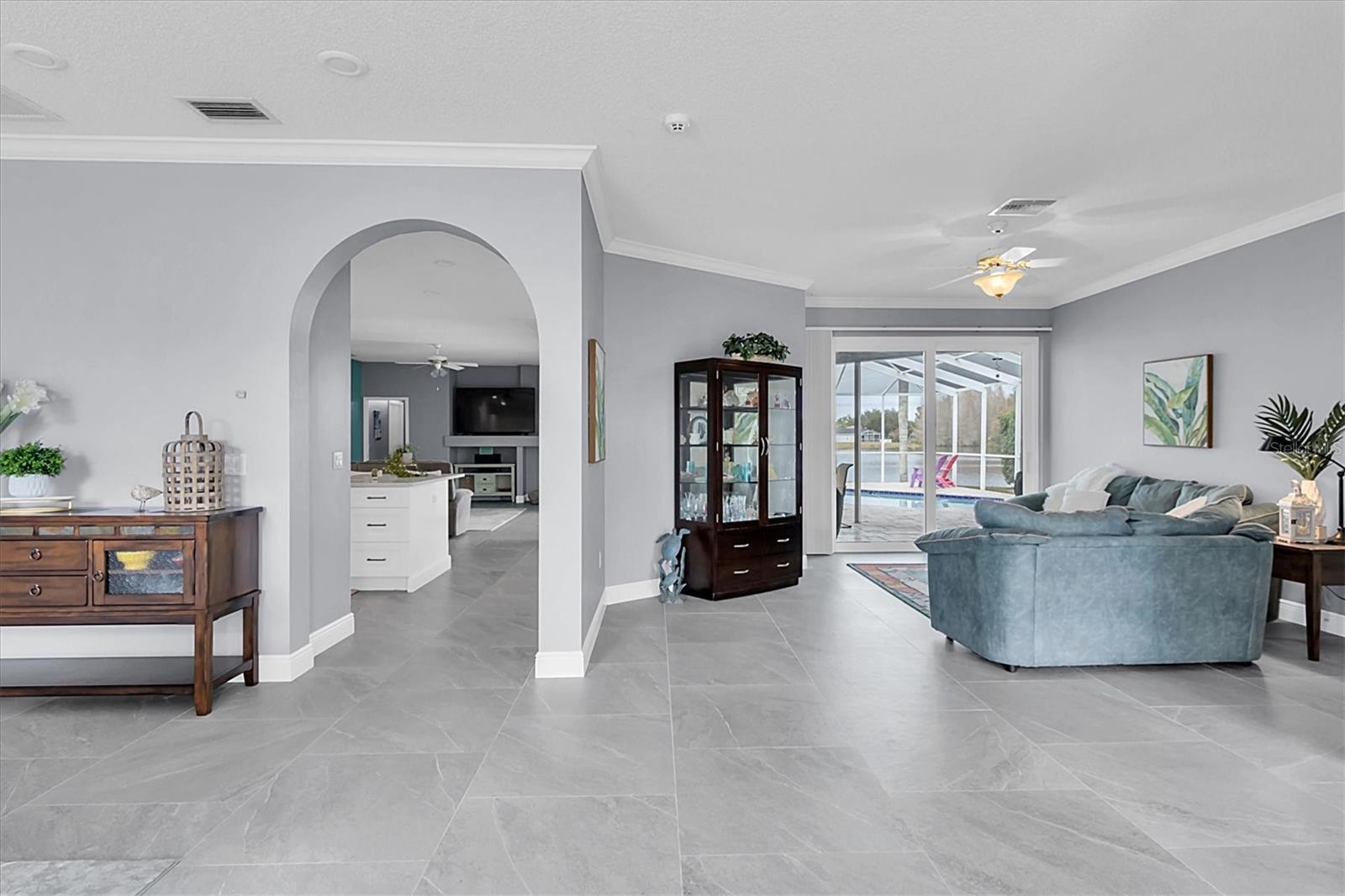 5471 STALLION LAKE DR, PALM HARBOR, FL, 34685