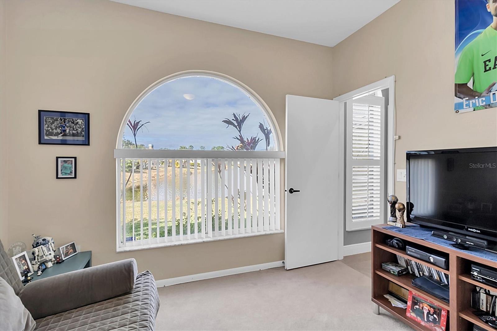 5471 STALLION LAKE DR, PALM HARBOR, FL, 34685