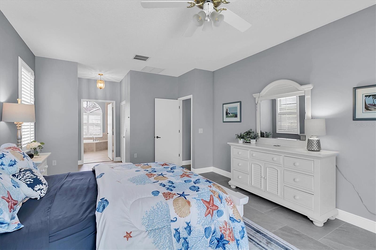 5471 STALLION LAKE DR, PALM HARBOR, FL, 34685