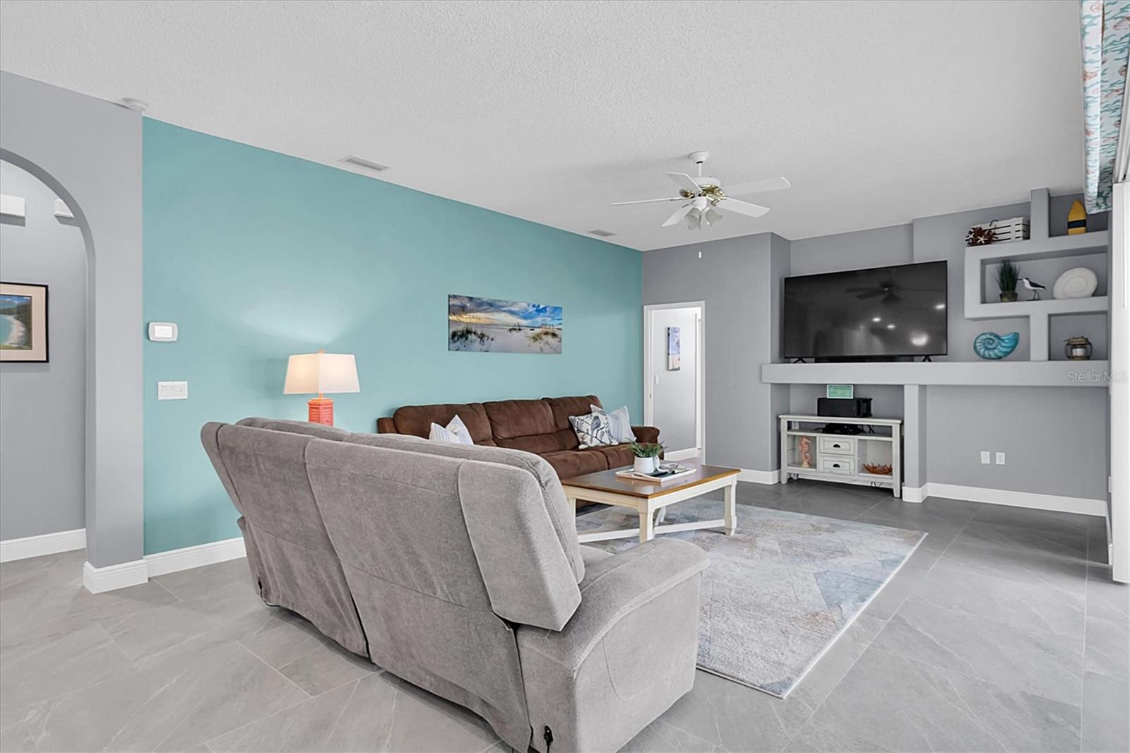 5471 STALLION LAKE DR, PALM HARBOR, FL, 34685