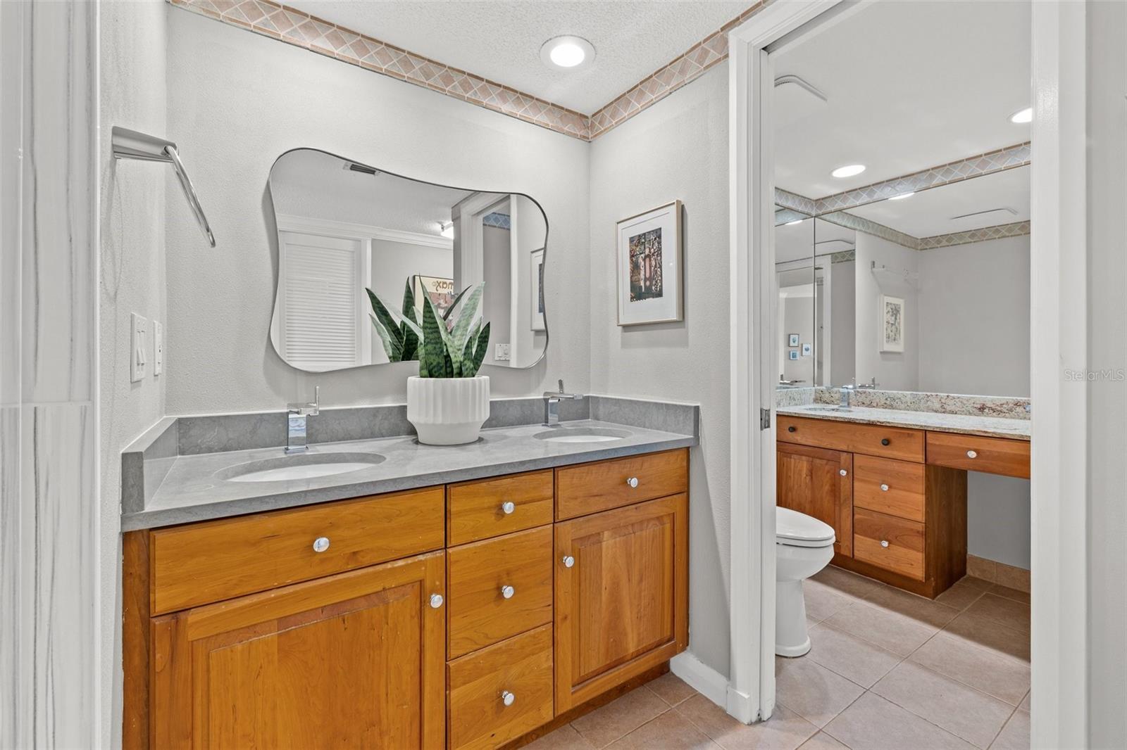 5950 PELICAN BAY PLZ S #301, GULFPORT, FL, 33707