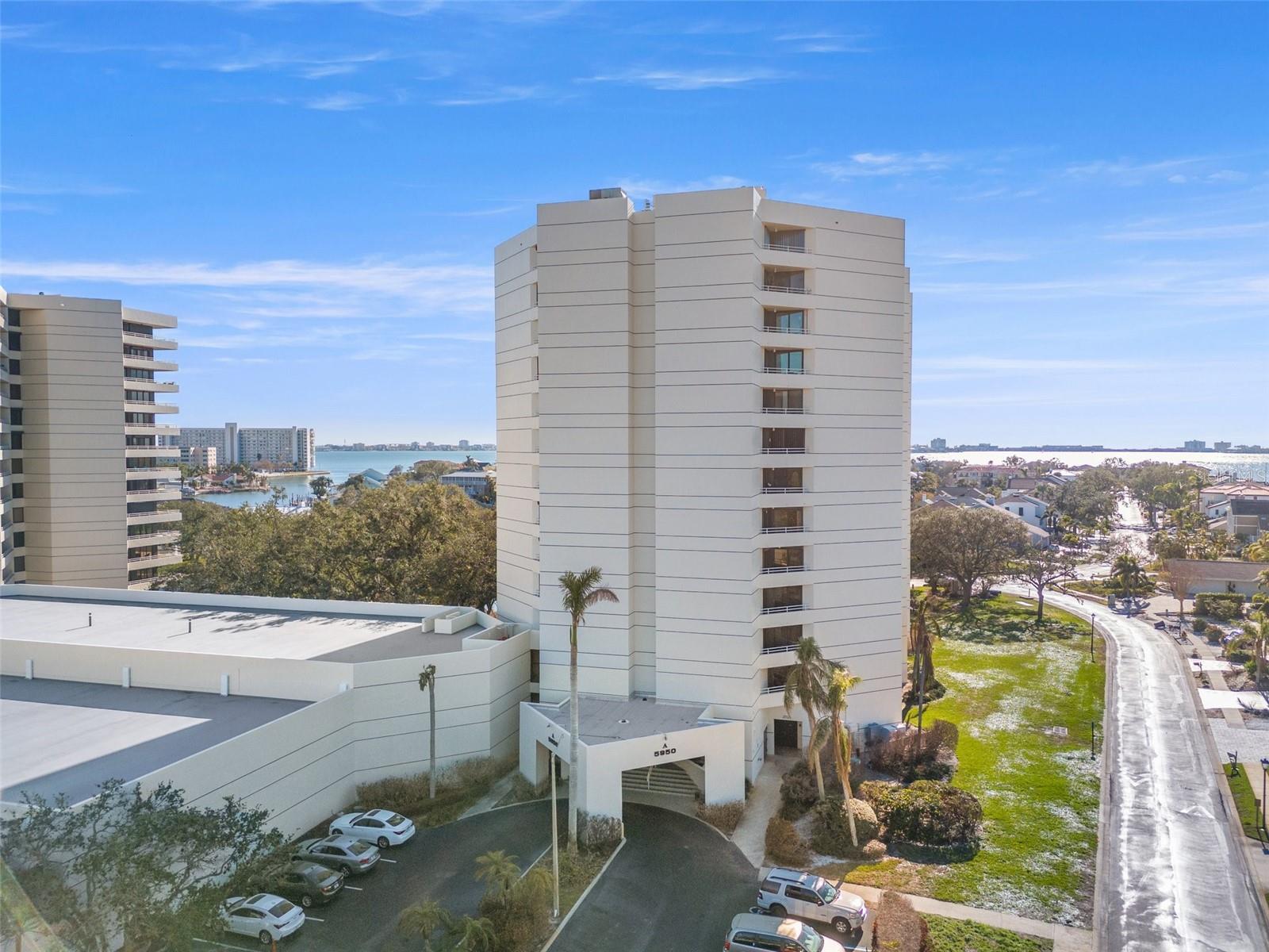 5950 PELICAN BAY PLZ S #301, GULFPORT, FL, 33707