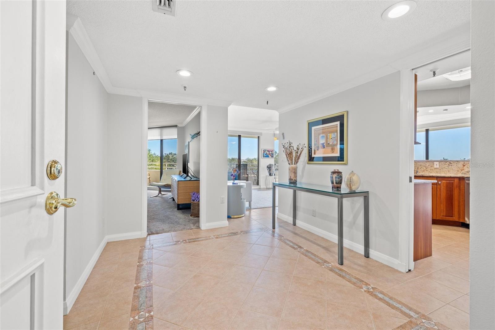 5950 PELICAN BAY PLZ S #301, GULFPORT, FL, 33707