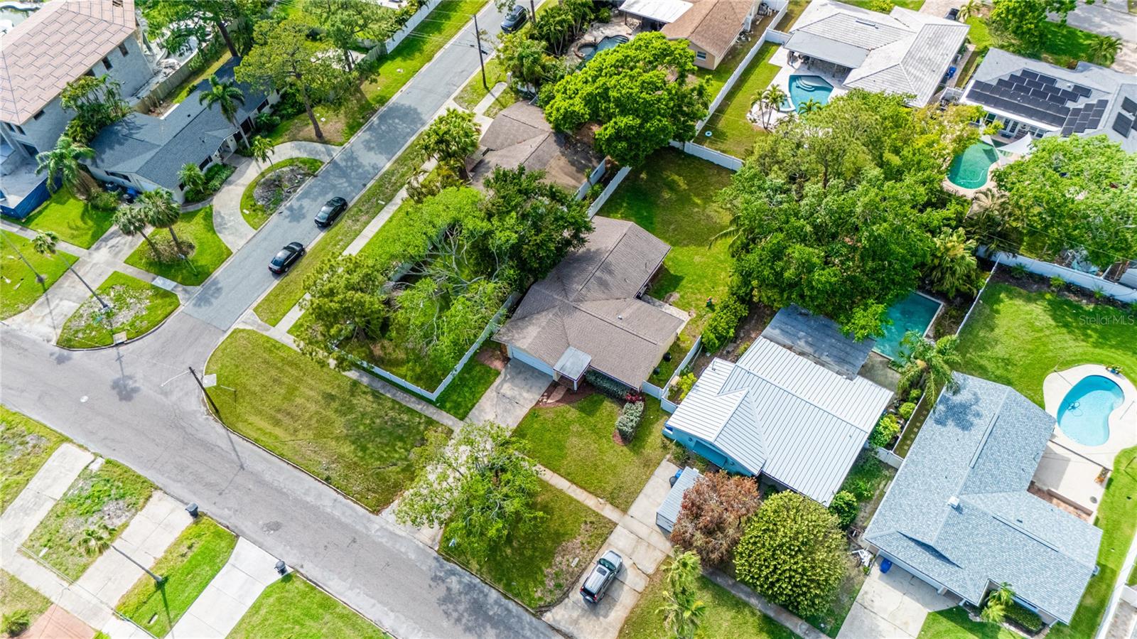 6510 BAYOU GRANDE BLVD NE, ST PETERSBURG, FL, 33702