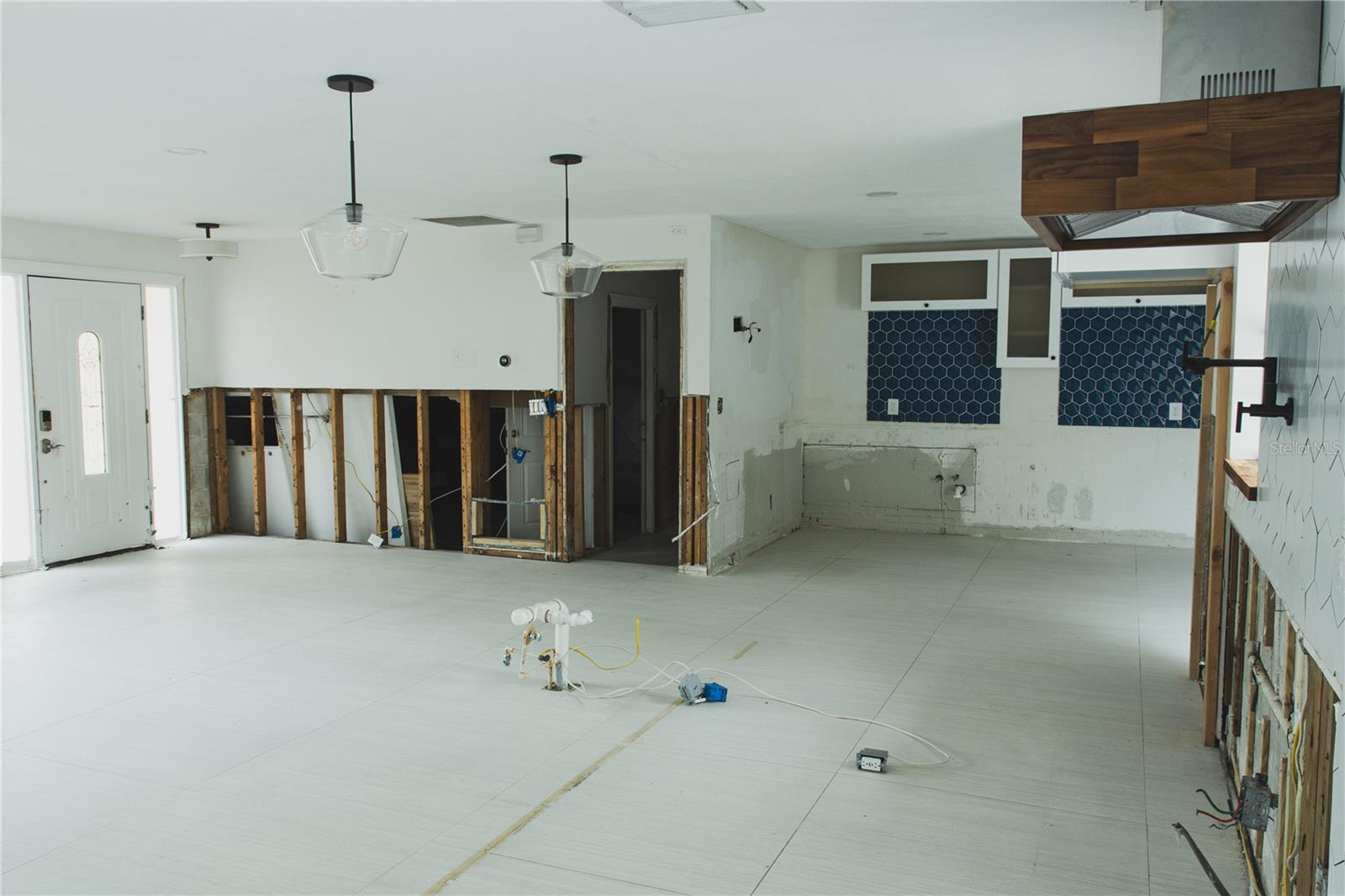 6510 BAYOU GRANDE BLVD NE, ST PETERSBURG, FL, 33702