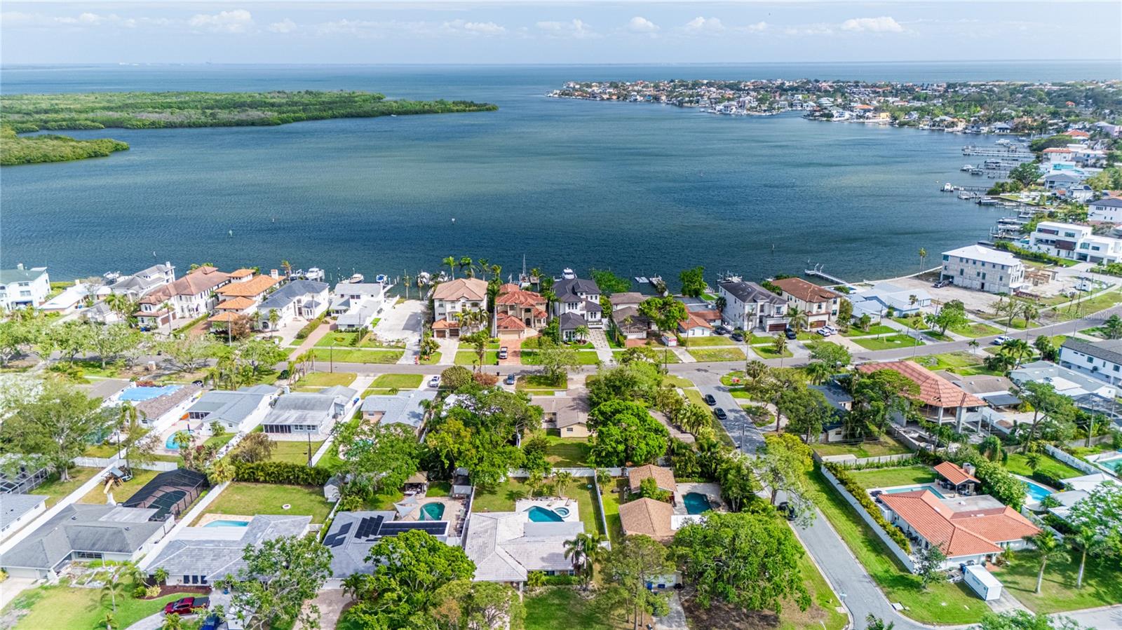 6510 BAYOU GRANDE BLVD NE, ST PETERSBURG, FL, 33702