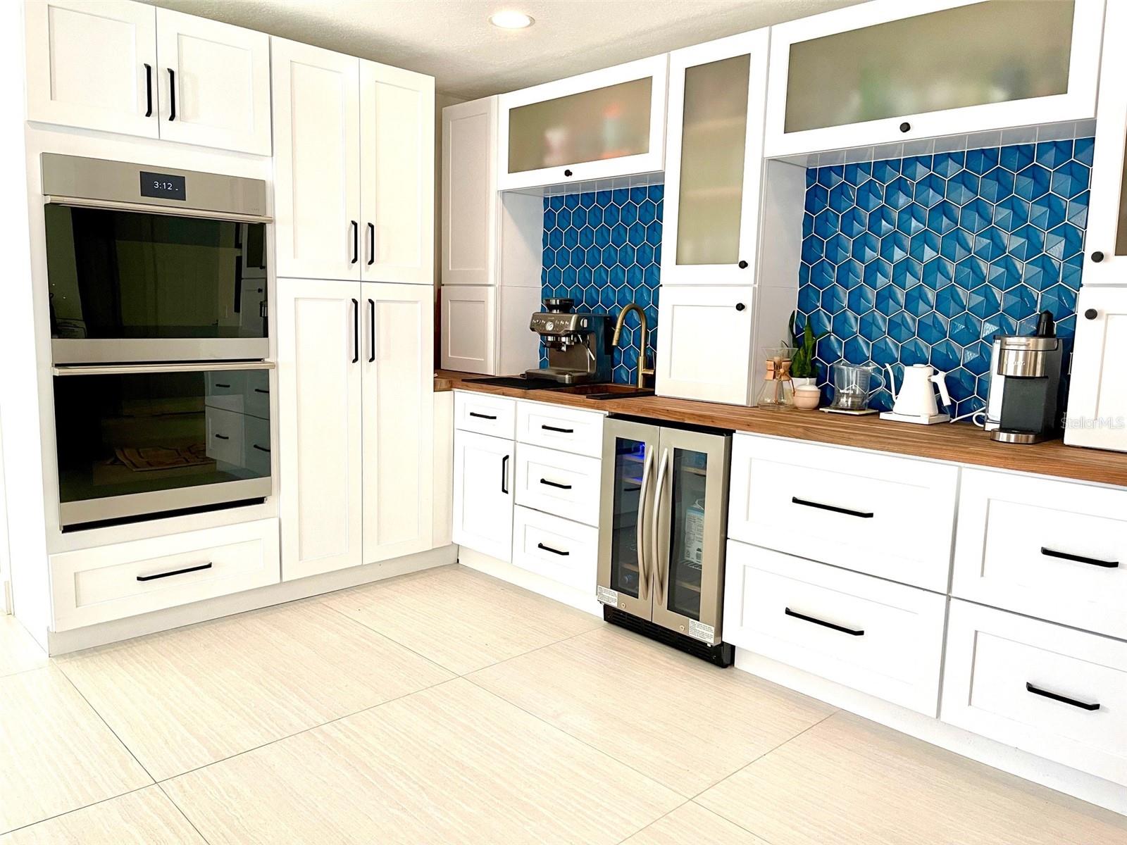 6510 BAYOU GRANDE BLVD NE, ST PETERSBURG, FL, 33702