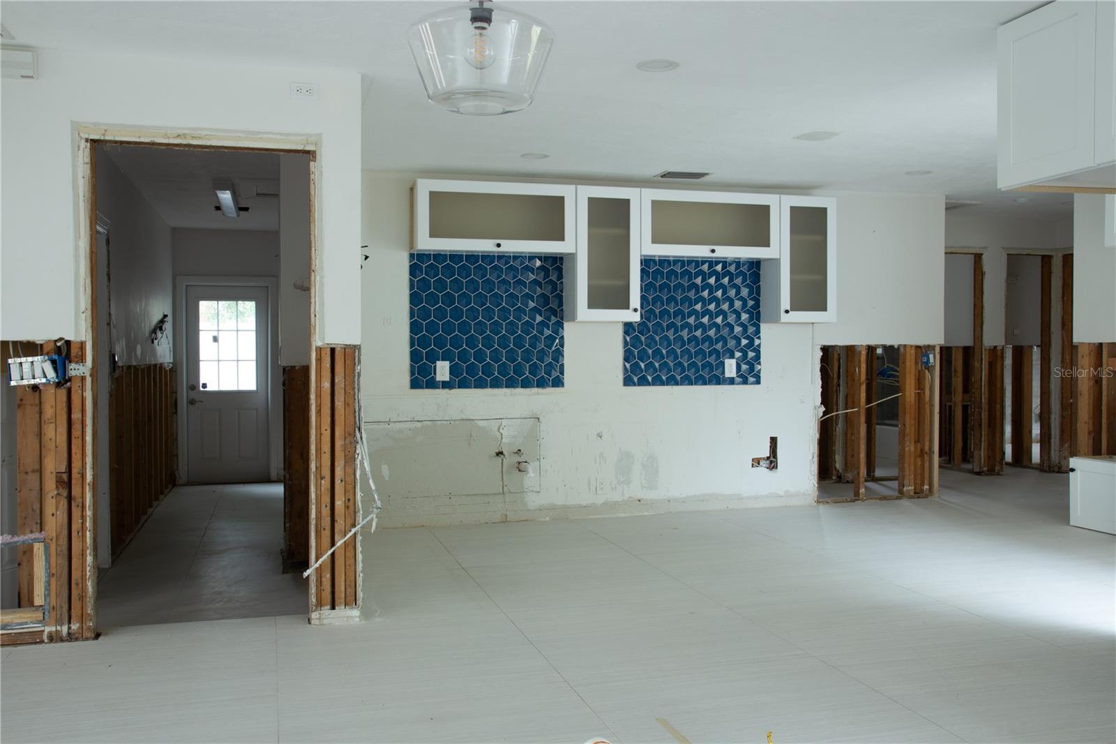 6510 BAYOU GRANDE BLVD NE, ST PETERSBURG, FL, 33702