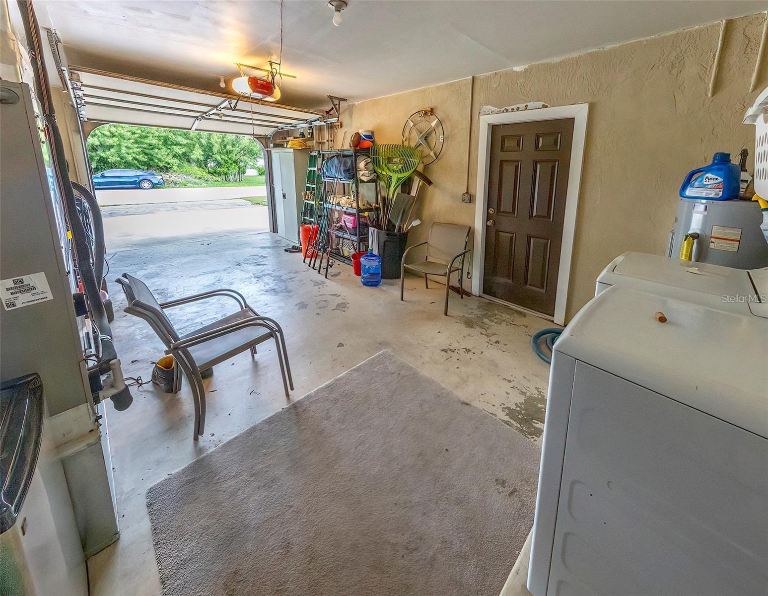 939 SILVER SPRINGS TER NW, PORT CHARLOTTE, FL, 33948