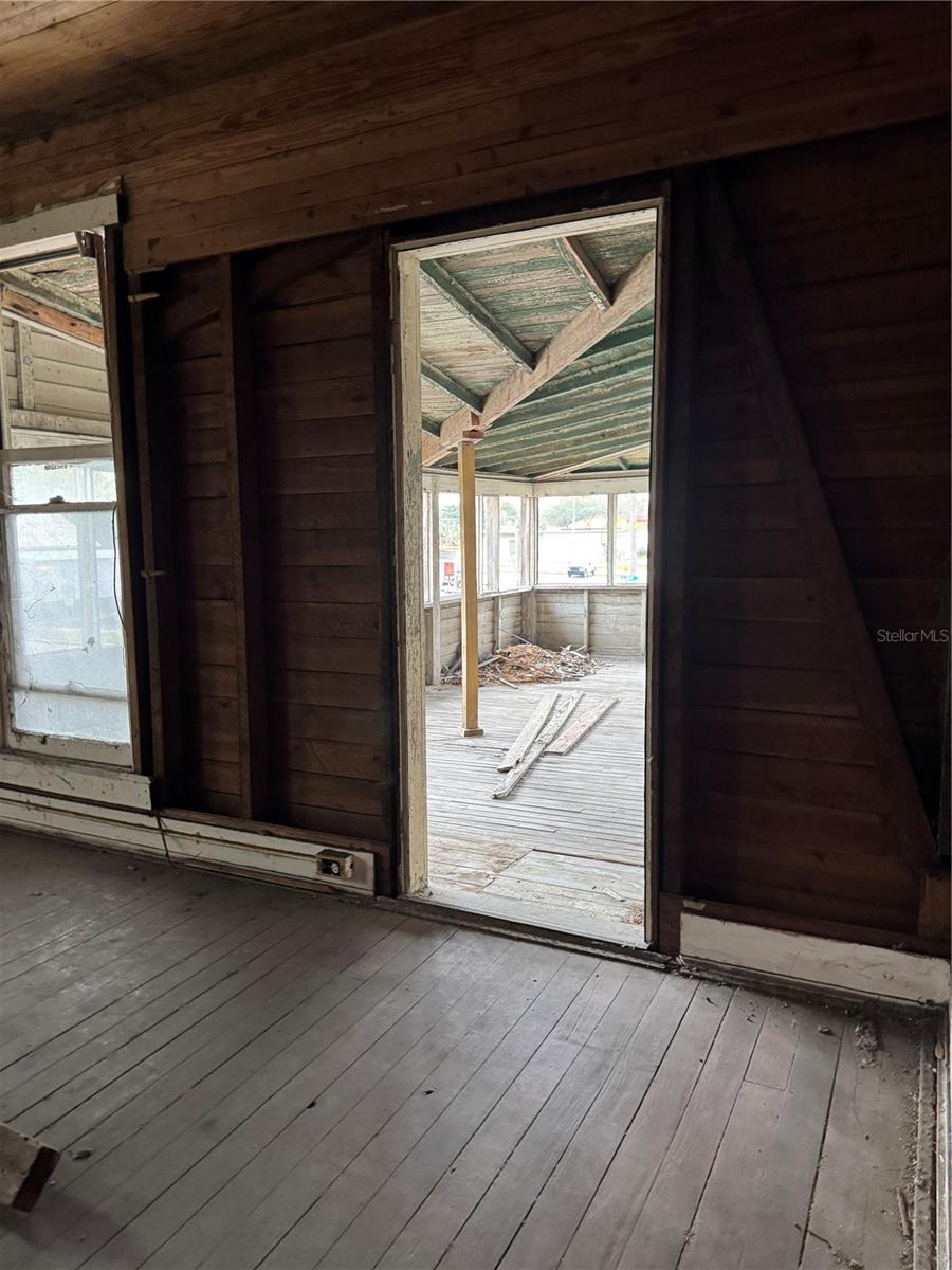 GC527399 Property Photo