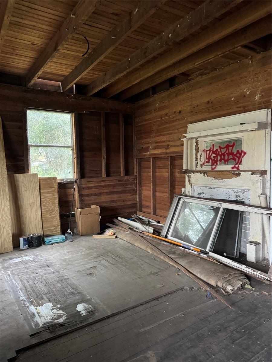 GC527399 Property Photo