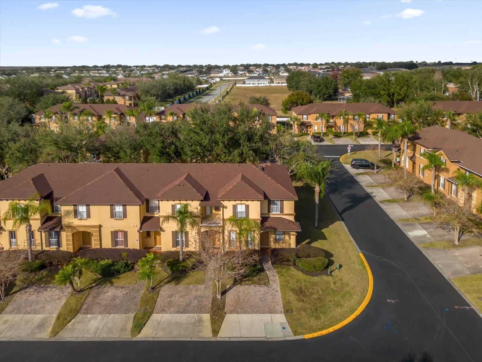 100 NAPOLI DR, DAVENPORT, FL, 33897