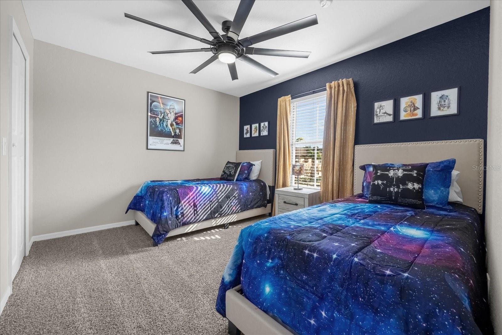 100 NAPOLI DR, DAVENPORT, FL, 33897