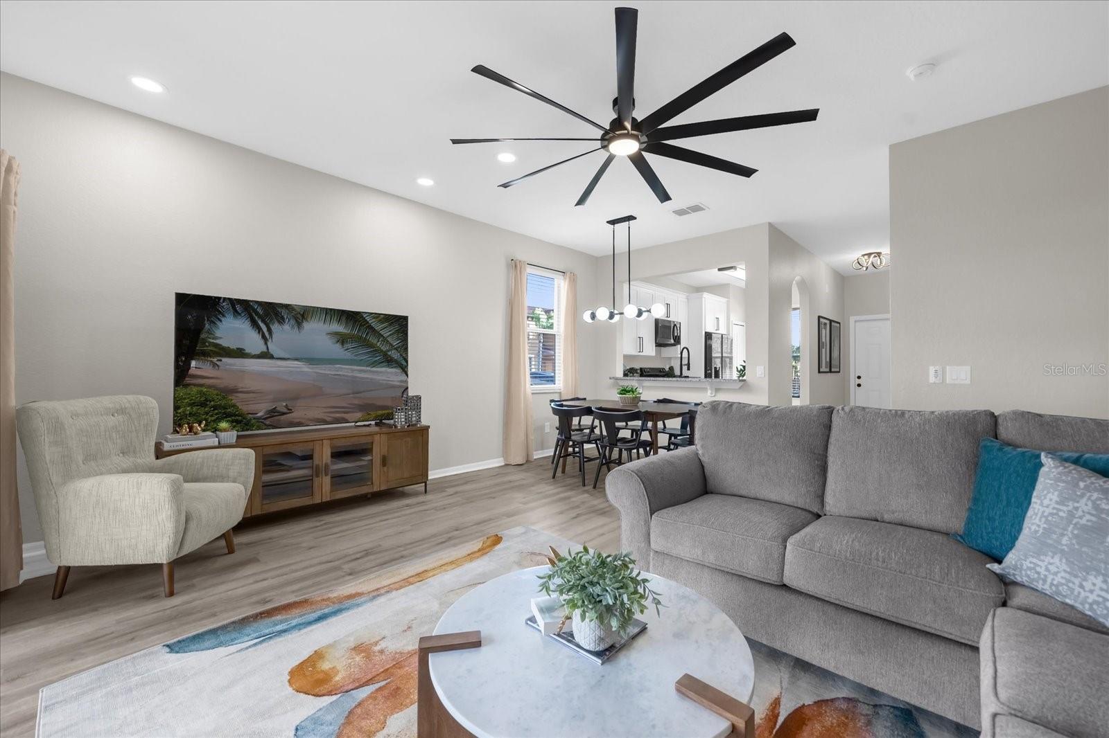 100 NAPOLI DR, DAVENPORT, FL, 33897