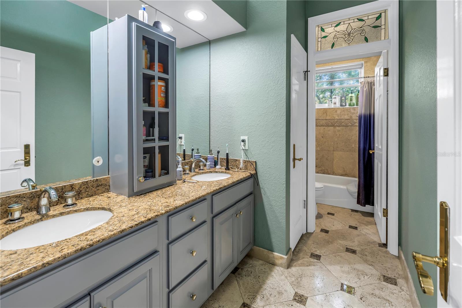 8755 COMMODORE DR, SEMINOLE, FL, 33776