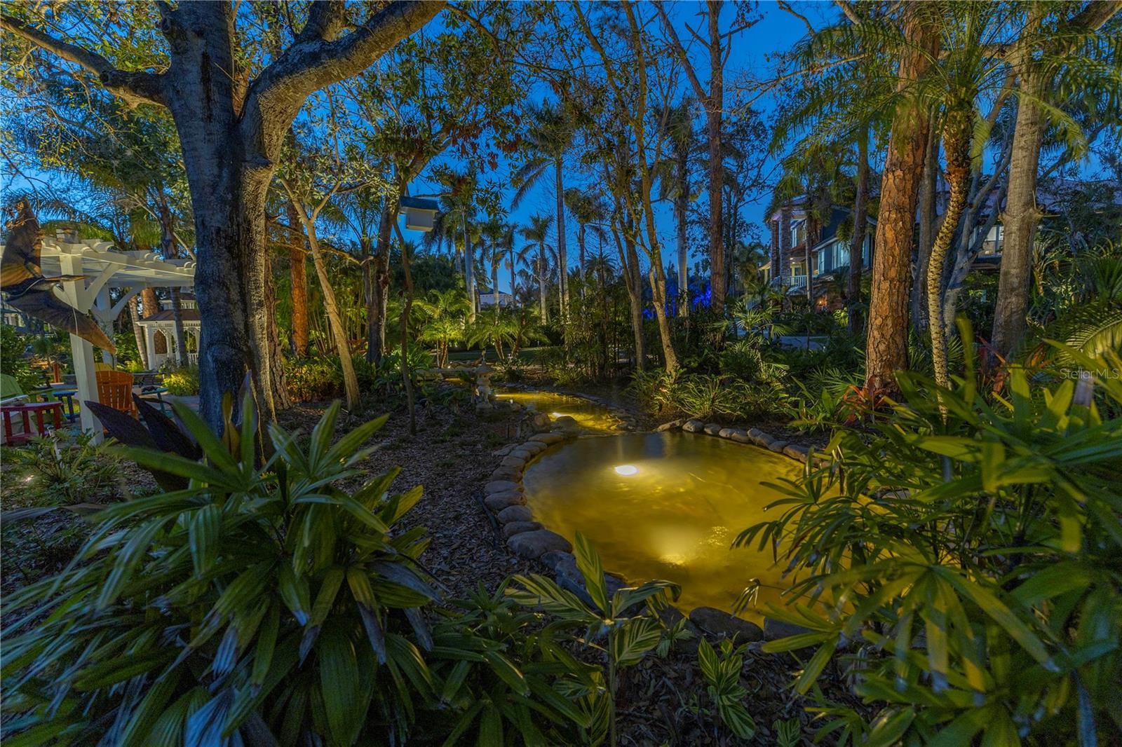8755 COMMODORE DR, SEMINOLE, FL, 33776