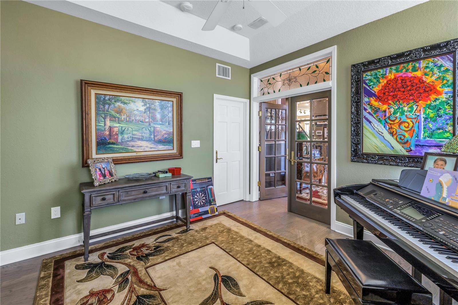 8755 COMMODORE DR, SEMINOLE, FL, 33776