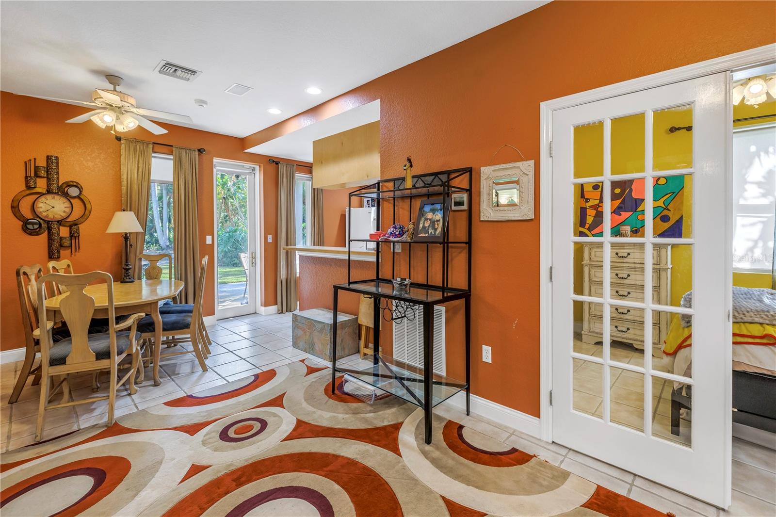 8755 COMMODORE DR, SEMINOLE, FL, 33776