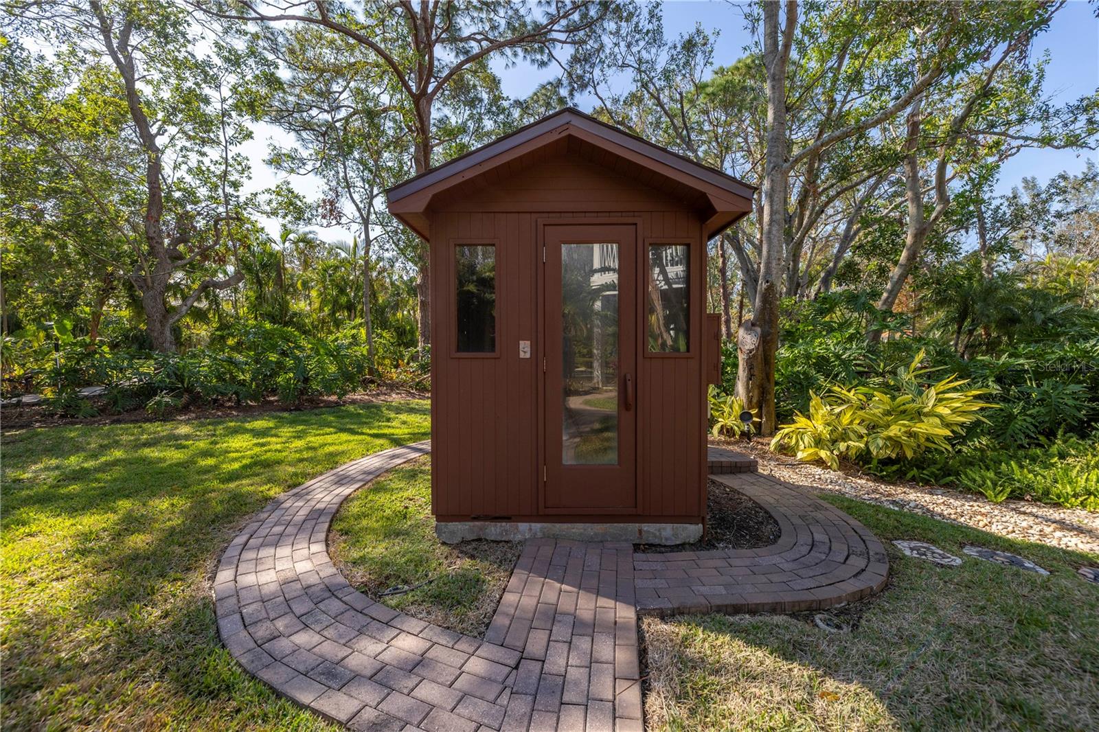 8755 COMMODORE DR, SEMINOLE, FL, 33776