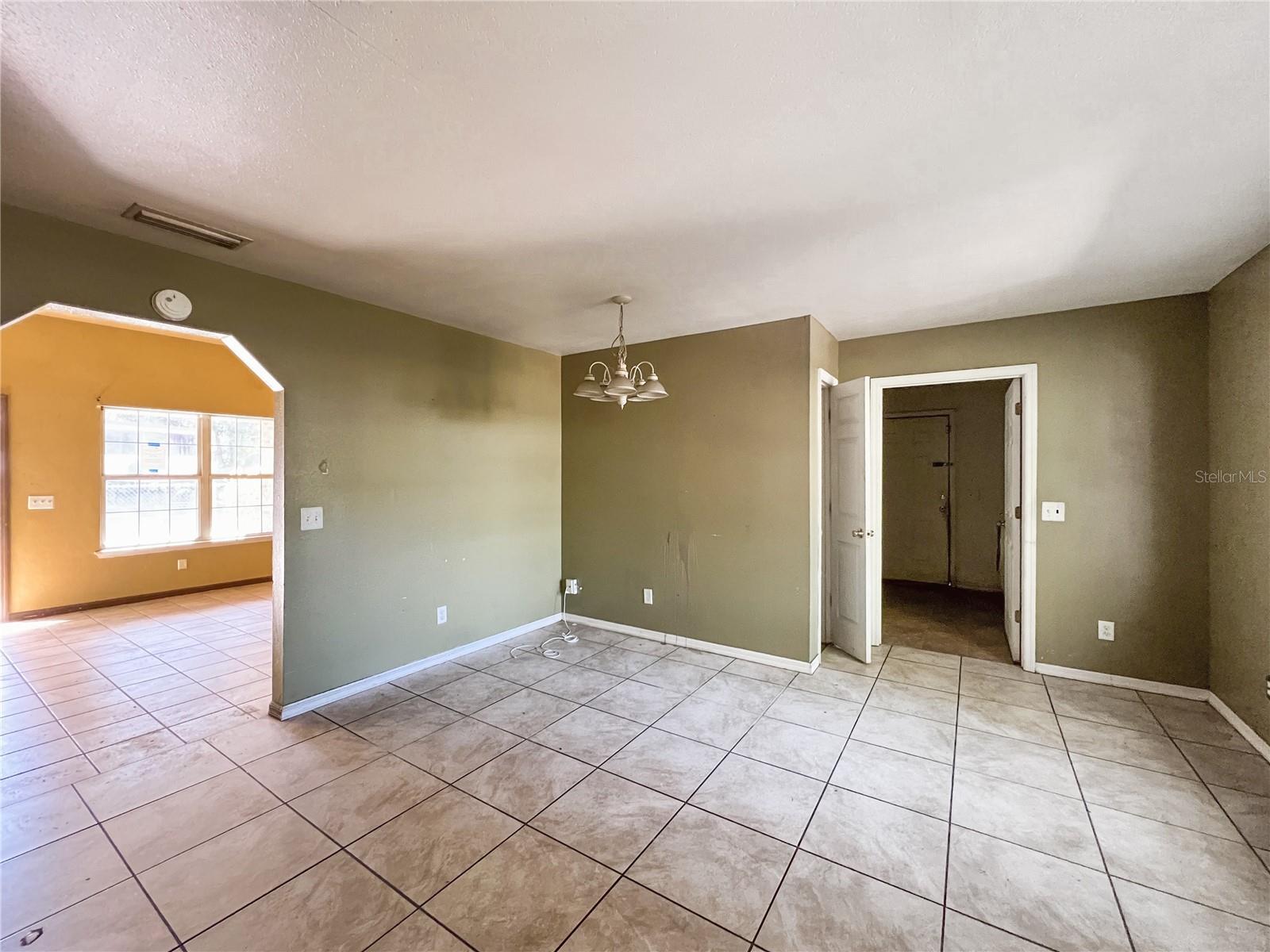 361 NW JEFFERSON ST, LAKE CITY, FL, 32055