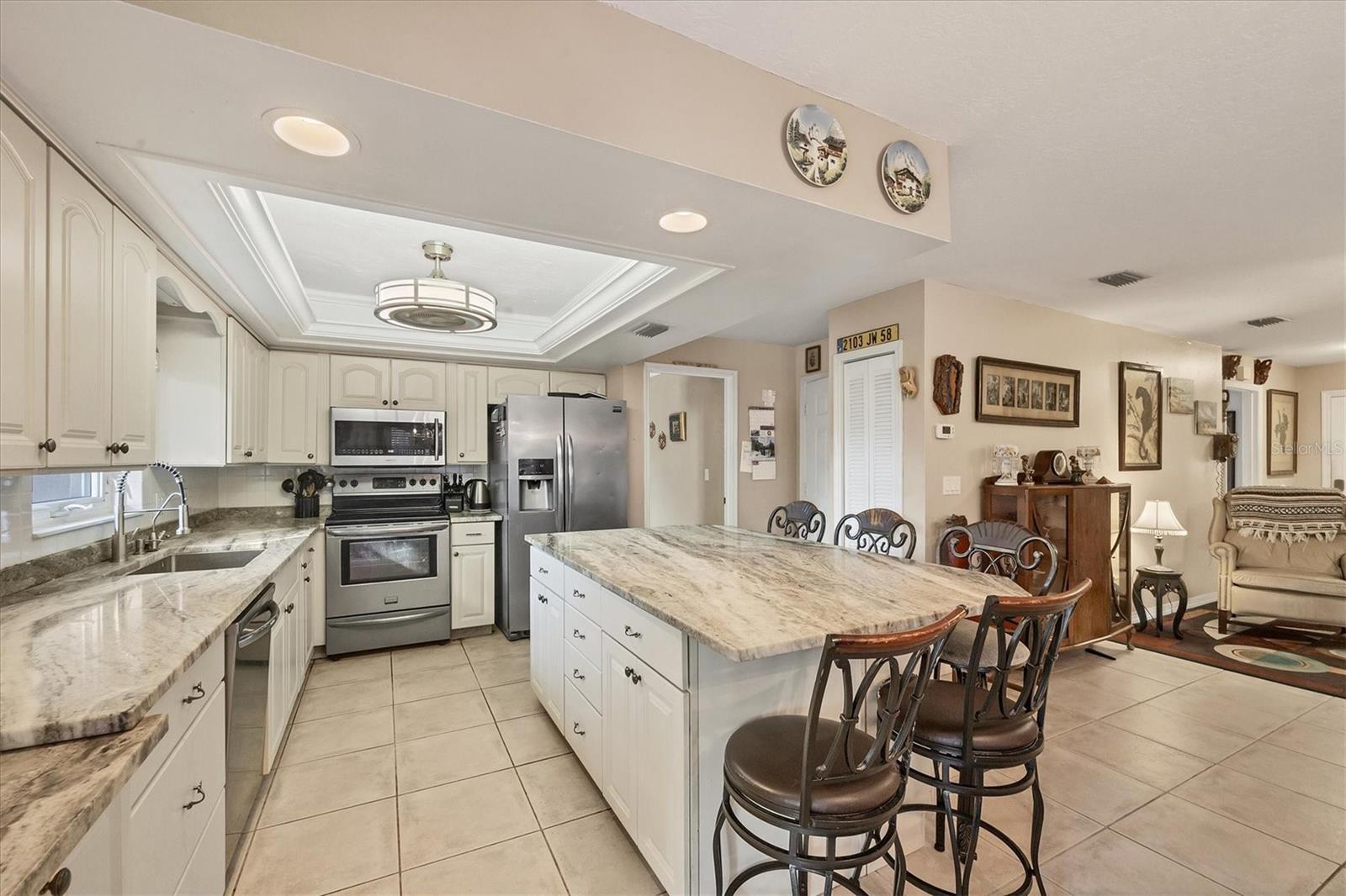 690 PERCHERON, NOKOMIS, FL, 34275