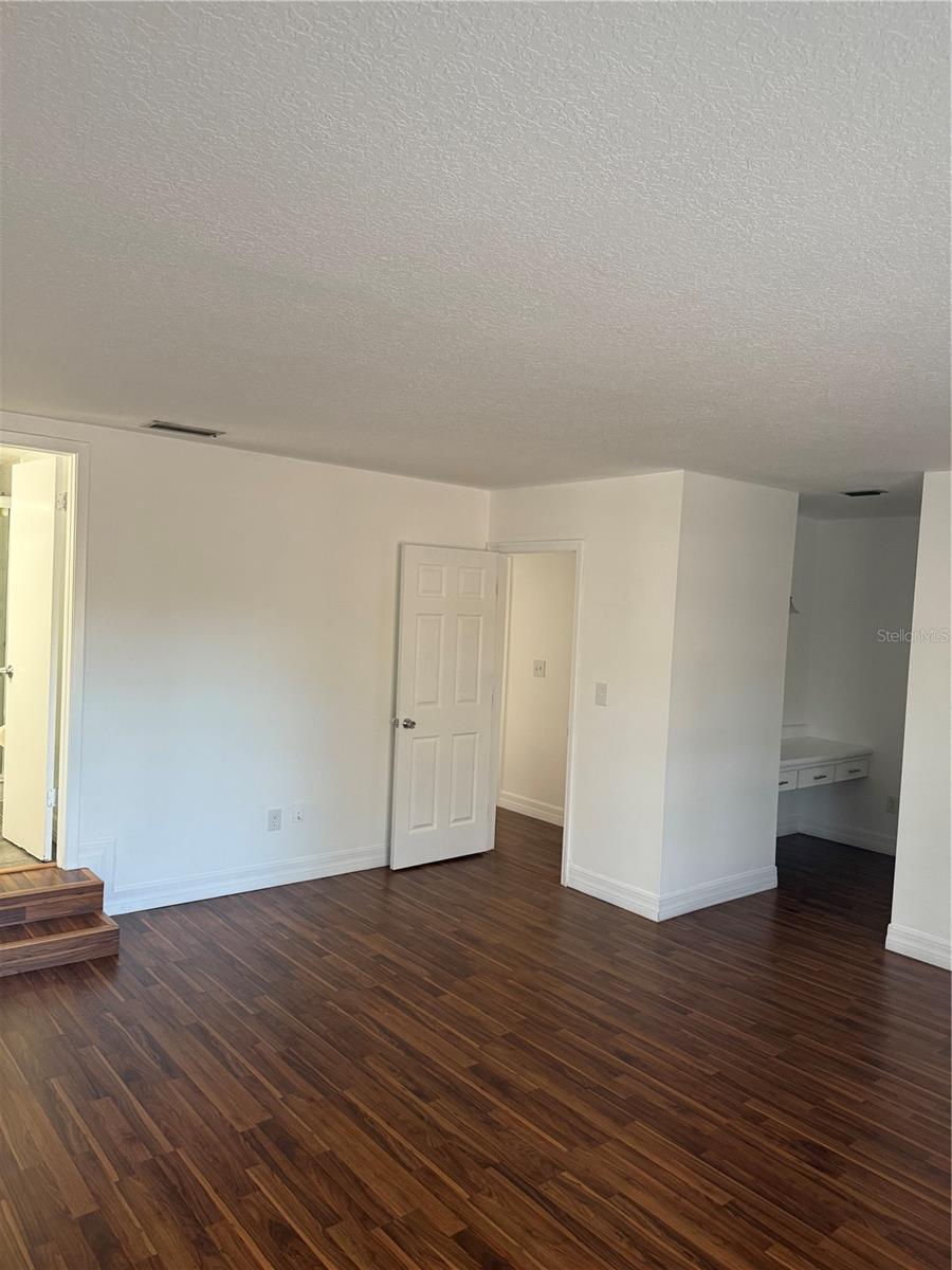 7638 WOODBRIDGE BLVD, TAMPA, FL, 33615