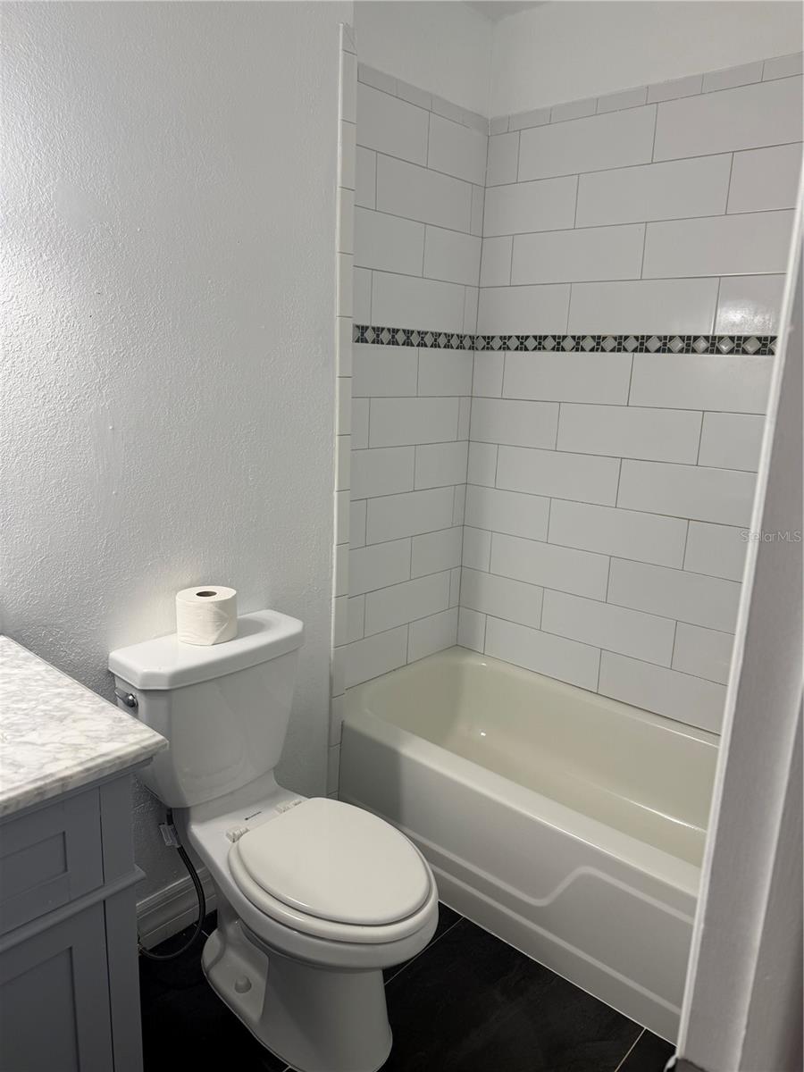 7638 WOODBRIDGE BLVD, TAMPA, FL, 33615