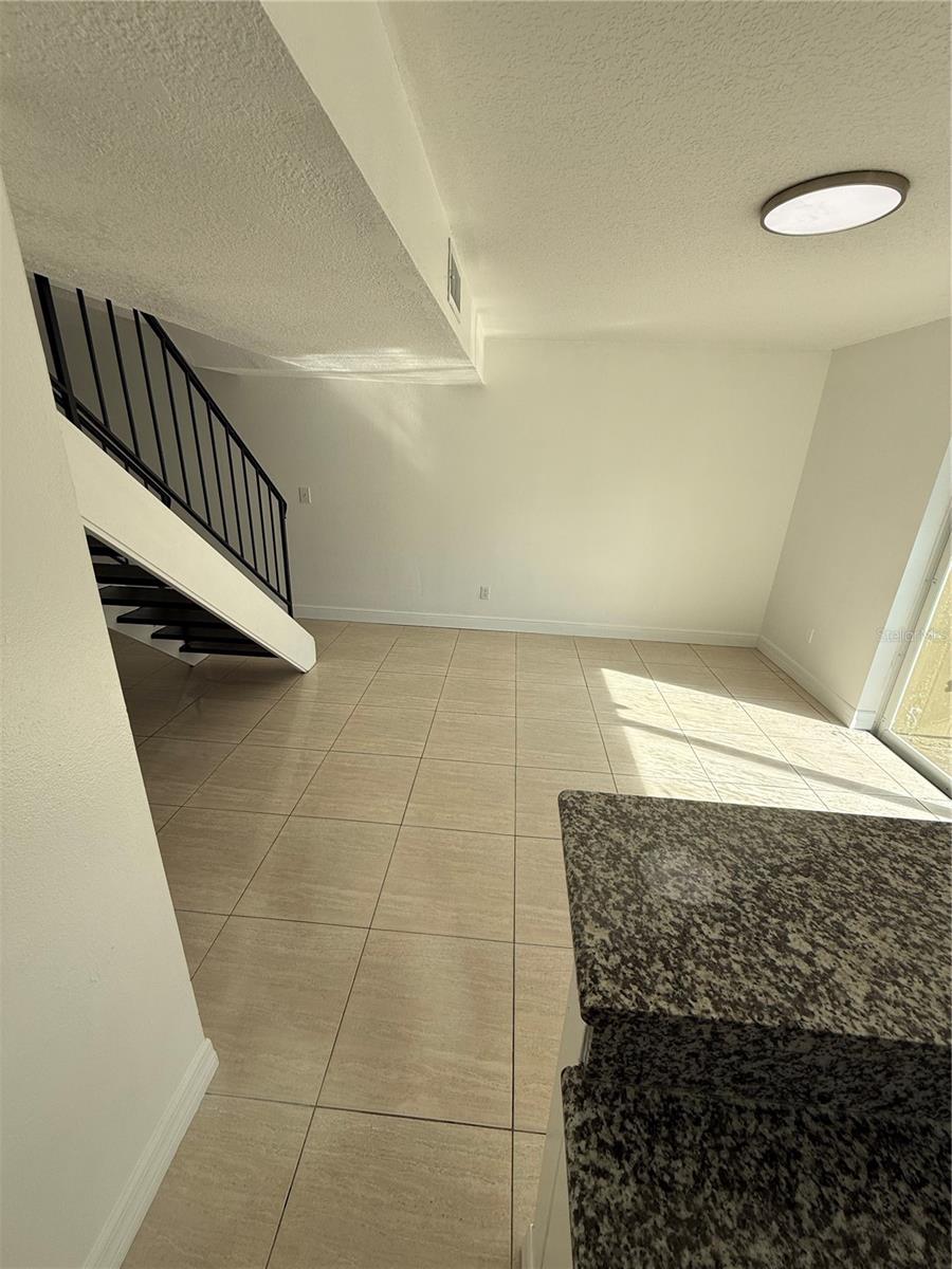 7638 WOODBRIDGE BLVD, TAMPA, FL, 33615