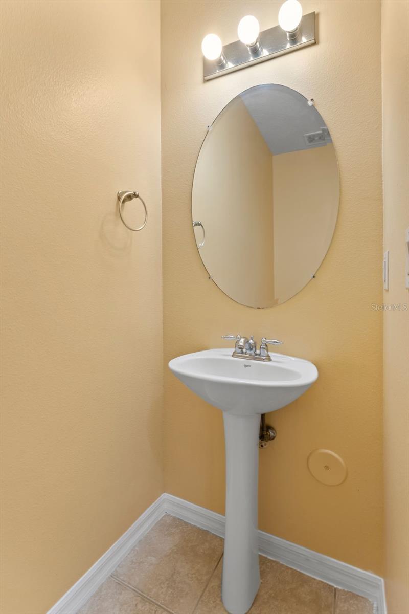5037 WHITE SANDERLING CT, TAMPA, FL, 33619