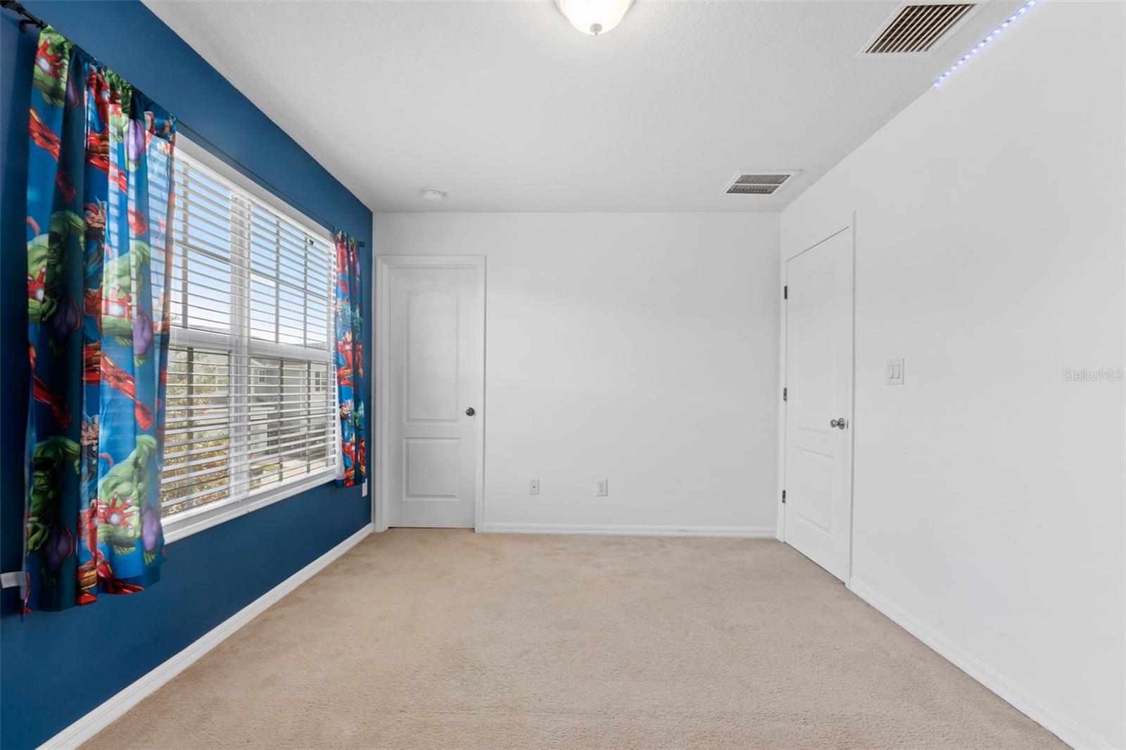 5037 WHITE SANDERLING CT, TAMPA, FL, 33619
