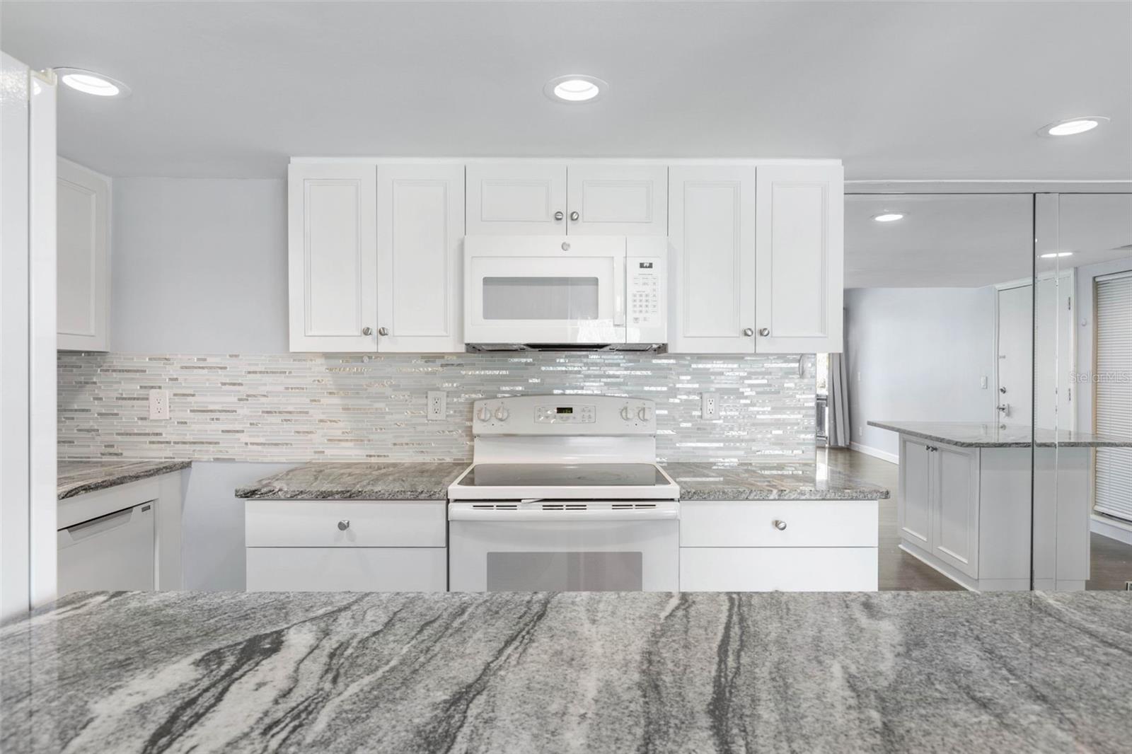 56 CLUB HOUSE DR #206, PALM COAST, FL, 32137
