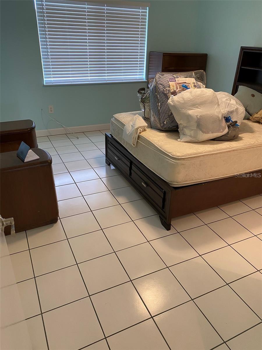 1307 BURBANK CT, SUN CITY CENTER, FL, 33573