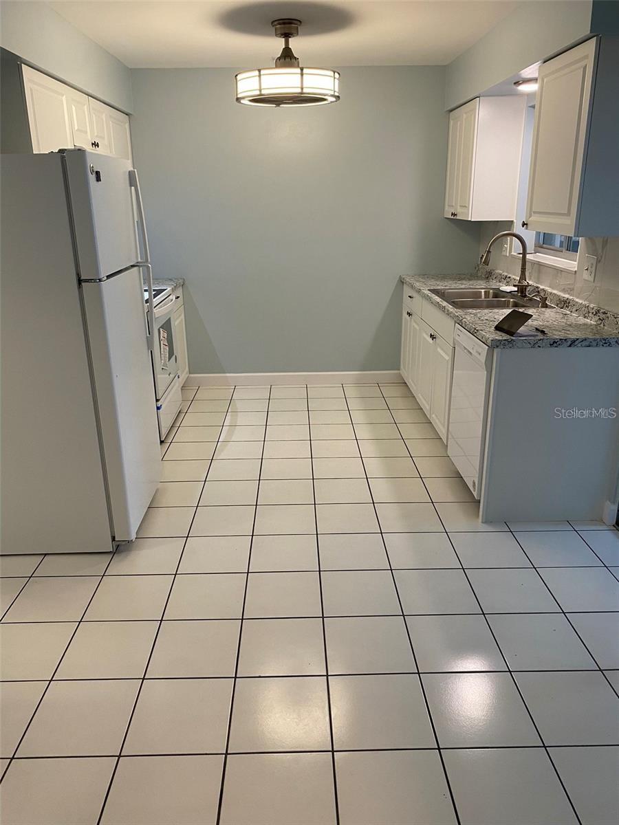 1307 BURBANK CT, SUN CITY CENTER, FL, 33573