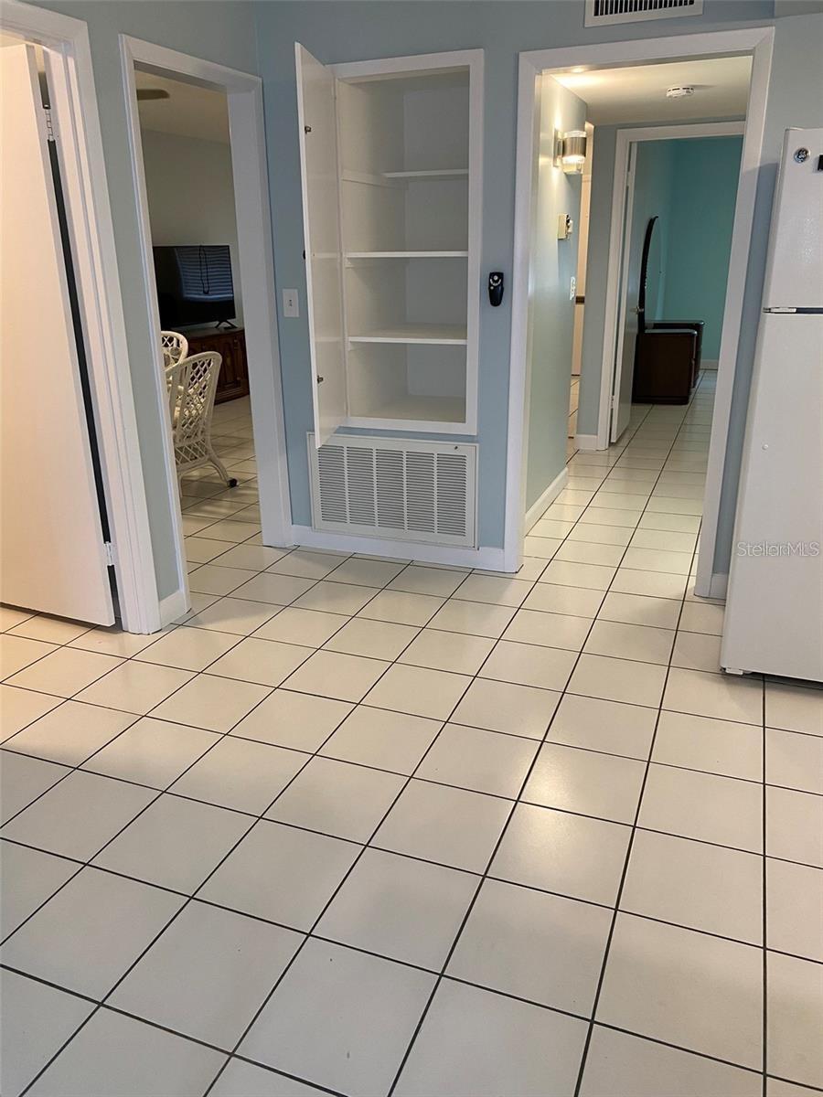 1307 BURBANK CT, SUN CITY CENTER, FL, 33573
