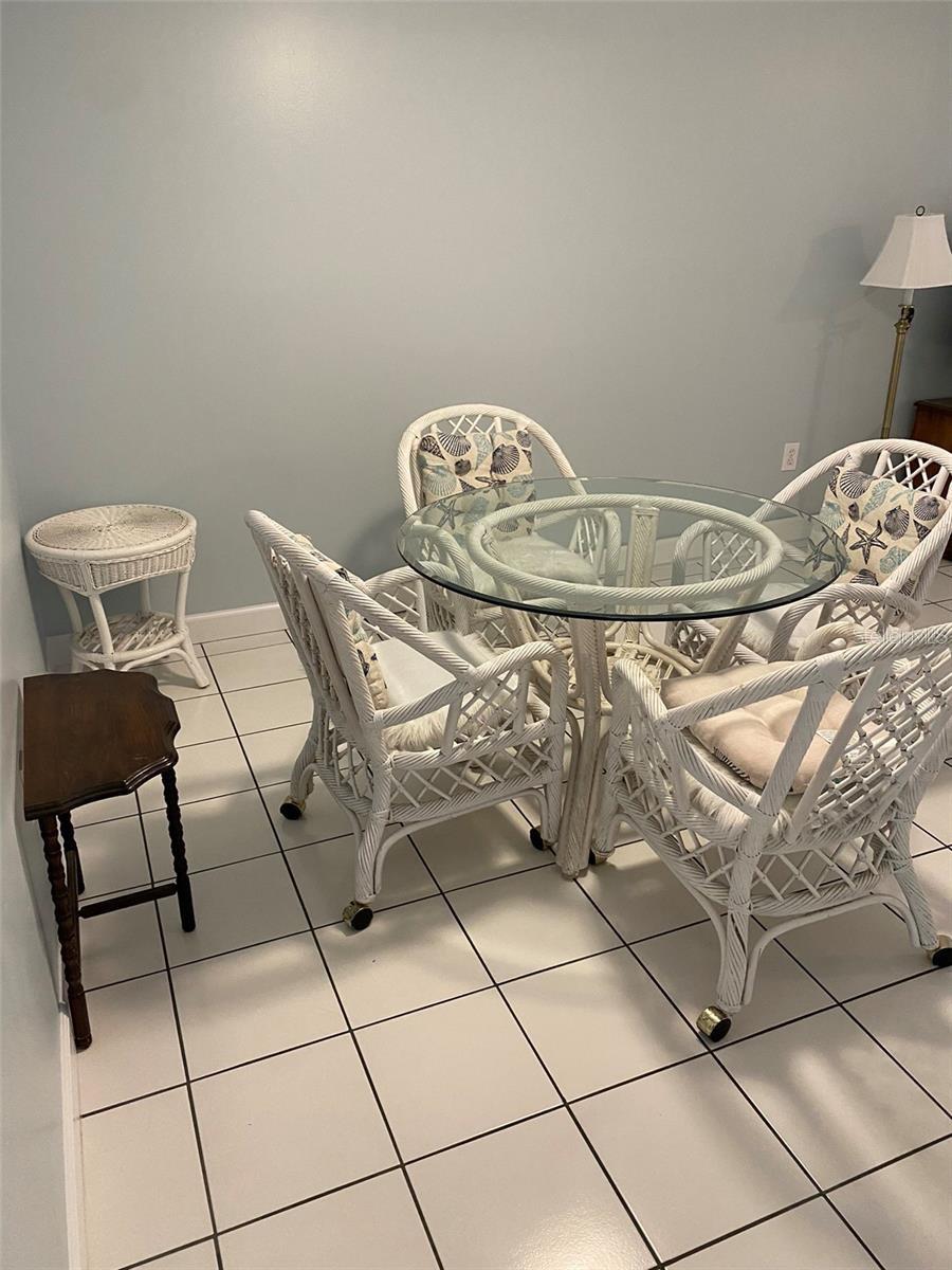 1307 BURBANK CT, SUN CITY CENTER, FL, 33573