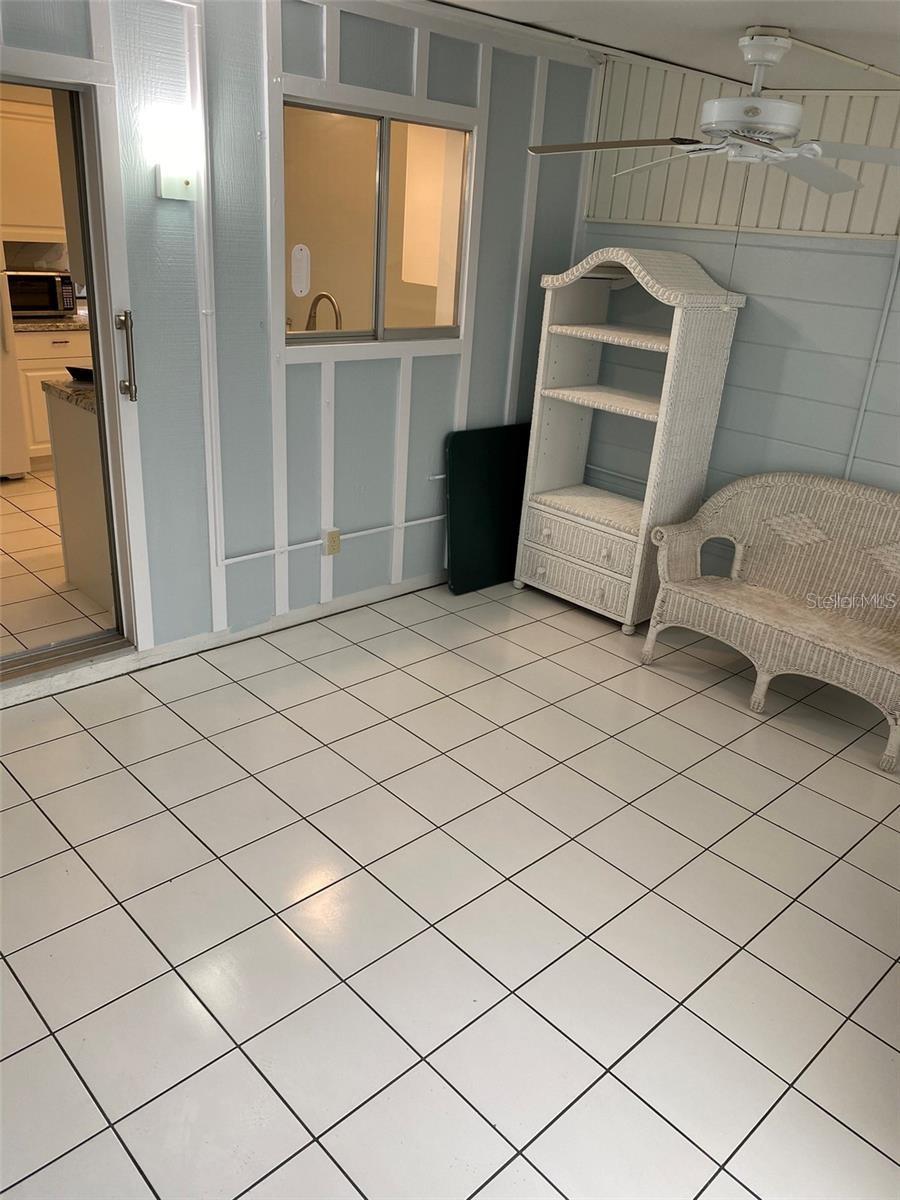 1307 BURBANK CT, SUN CITY CENTER, FL, 33573